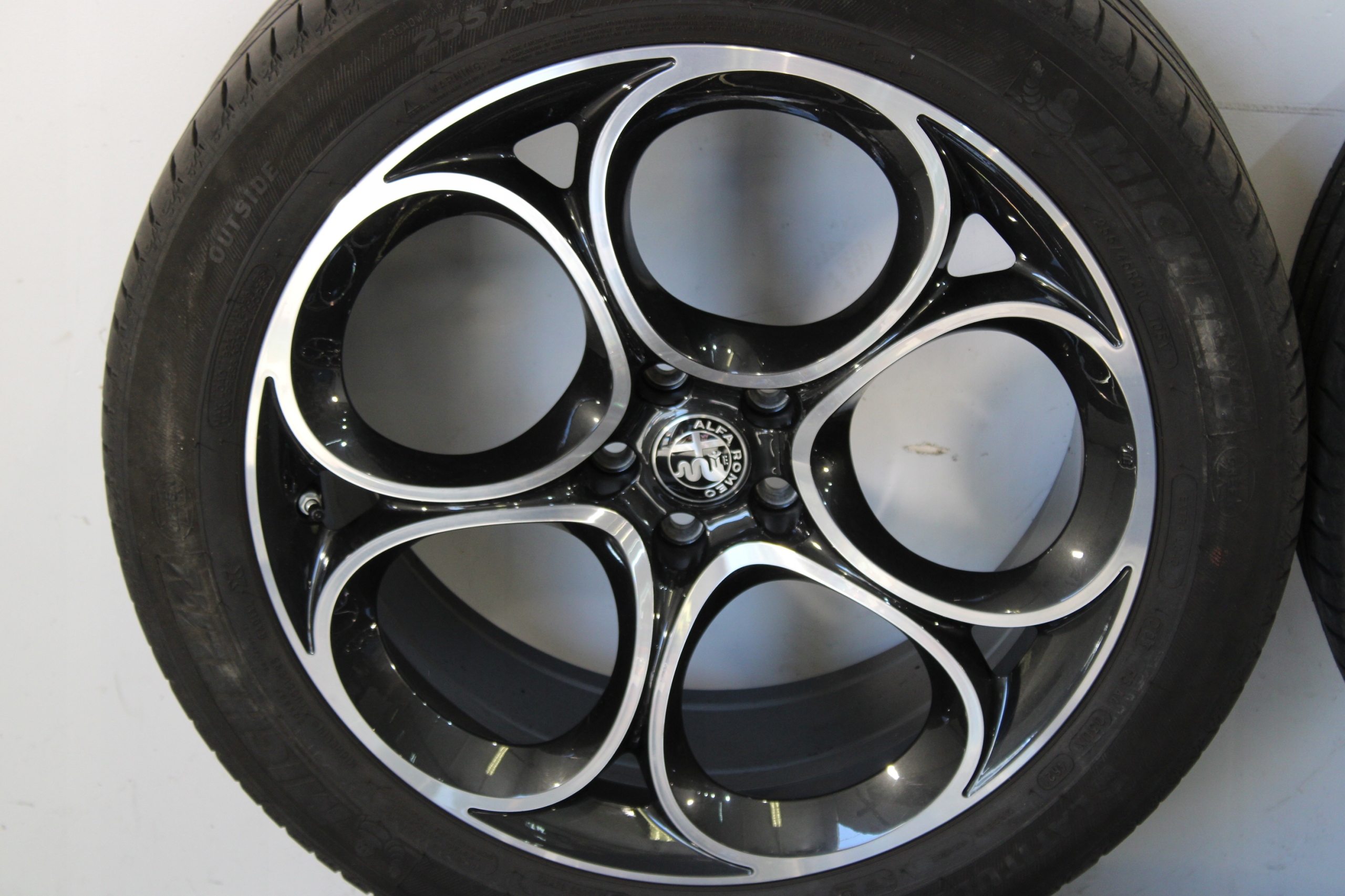 wheels discs disc 255/45 R20 ET31 STELVIO VELOCE