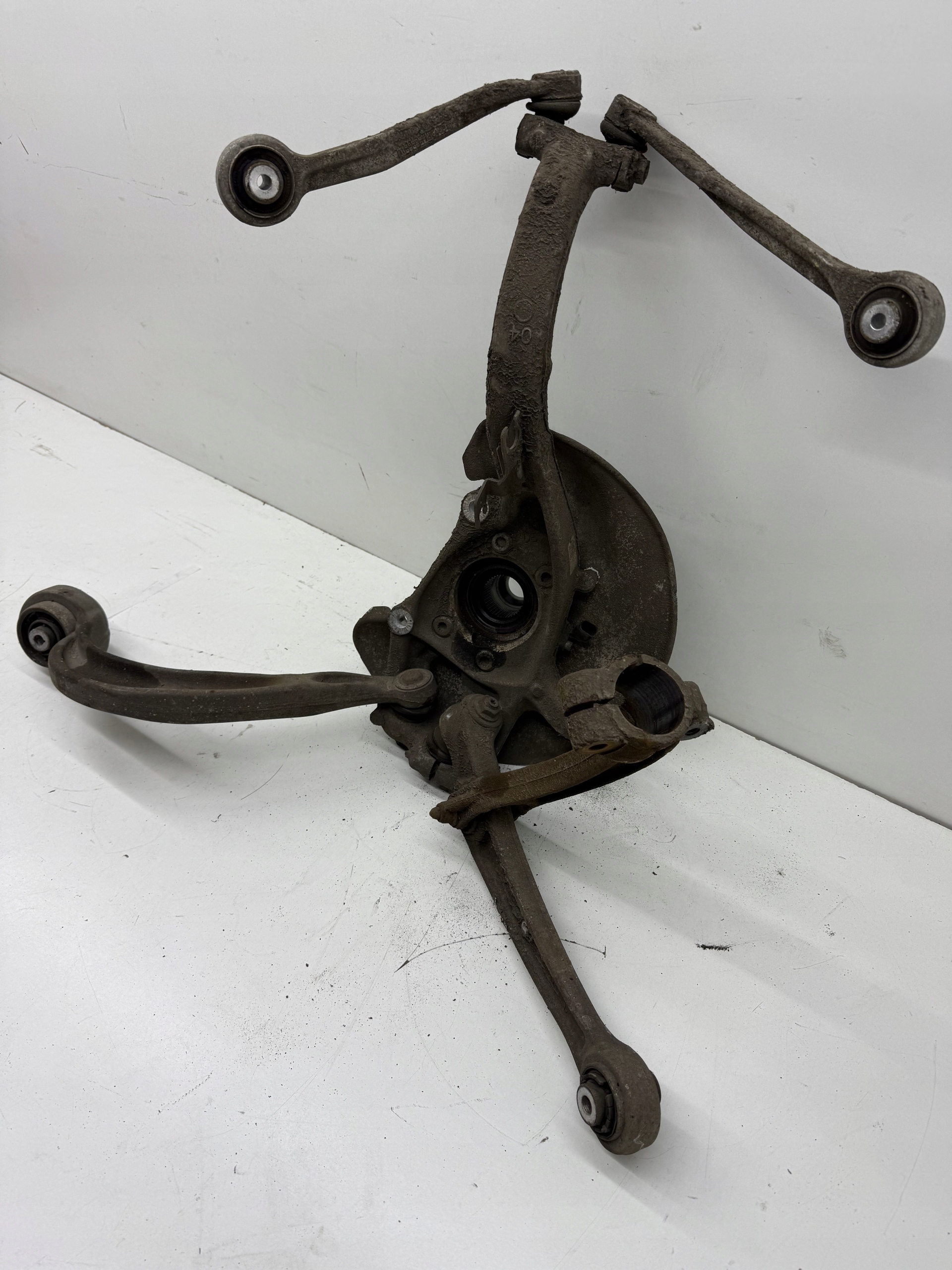 AUDI A6 A7 C7 swing left front arm of the arm complete