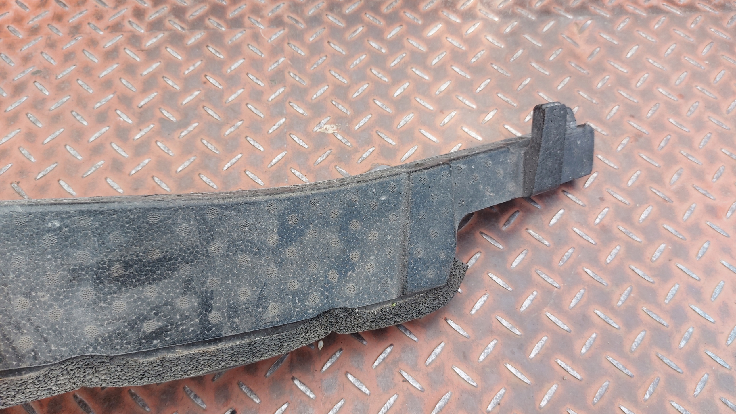 ABSORBER polystirene of a bumper front front TOYOTA HIGHLANDER IV 20