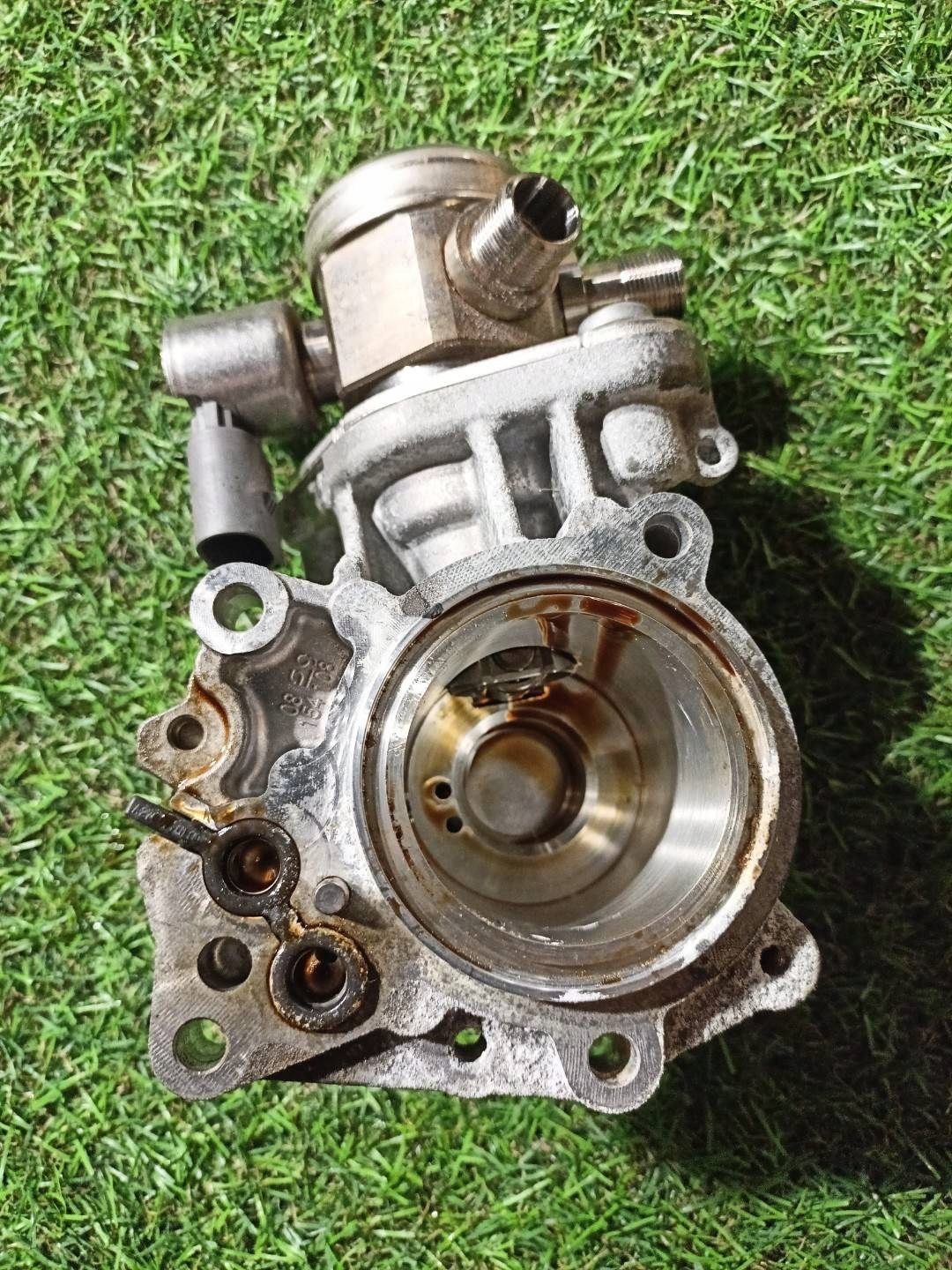 feed pump Mercedes W212 facelift 2014 3.5i