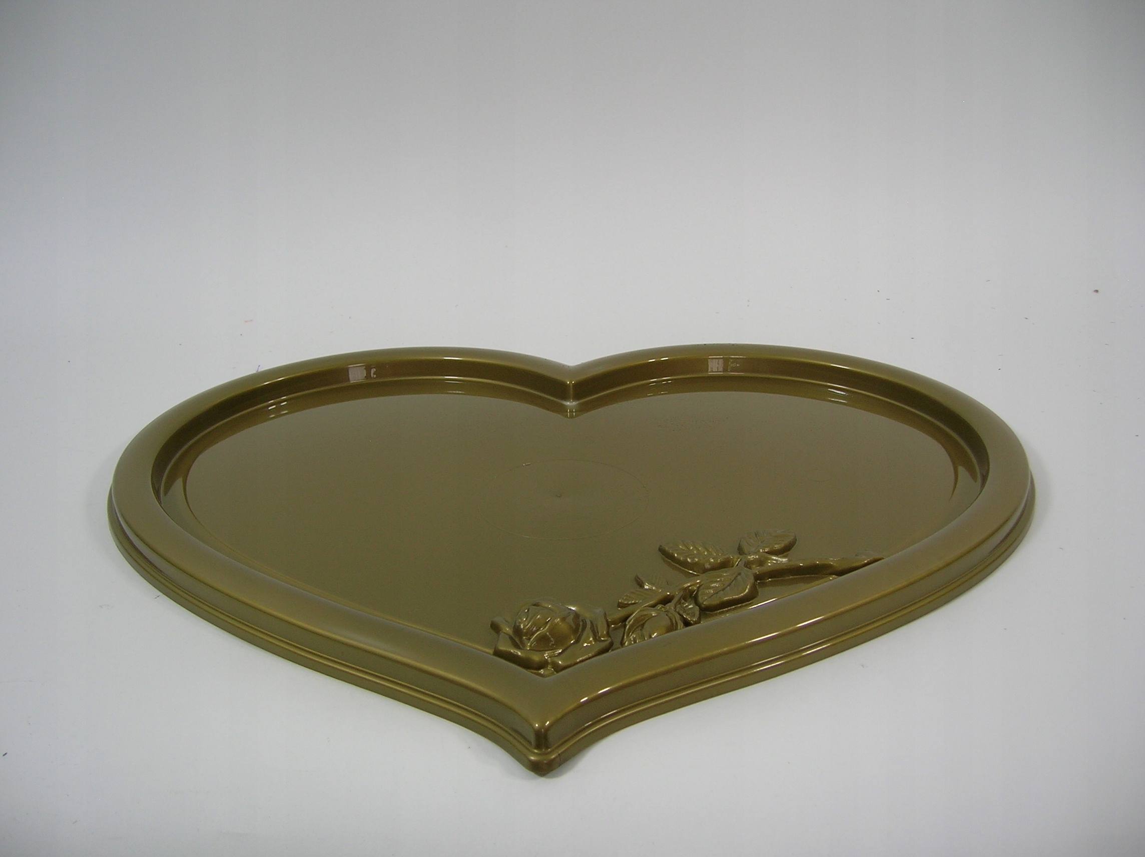 PODSTAWKA POD ZNICZ SERCE ZŁOTE NA CMENTARZ Kod producenta 123