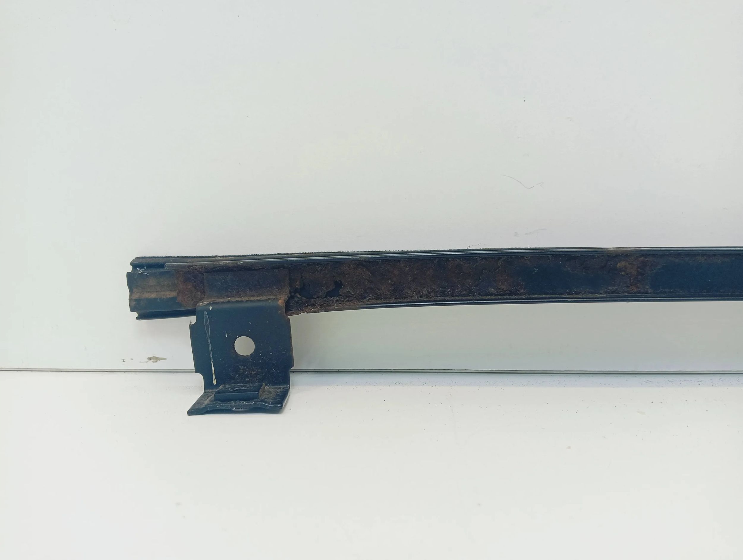 VW T3 VOLKSWAGEN TRANSPORTER LIFT USZCZELKA DRZWI PRZEDNICH Strona zabudowy uniwersalne