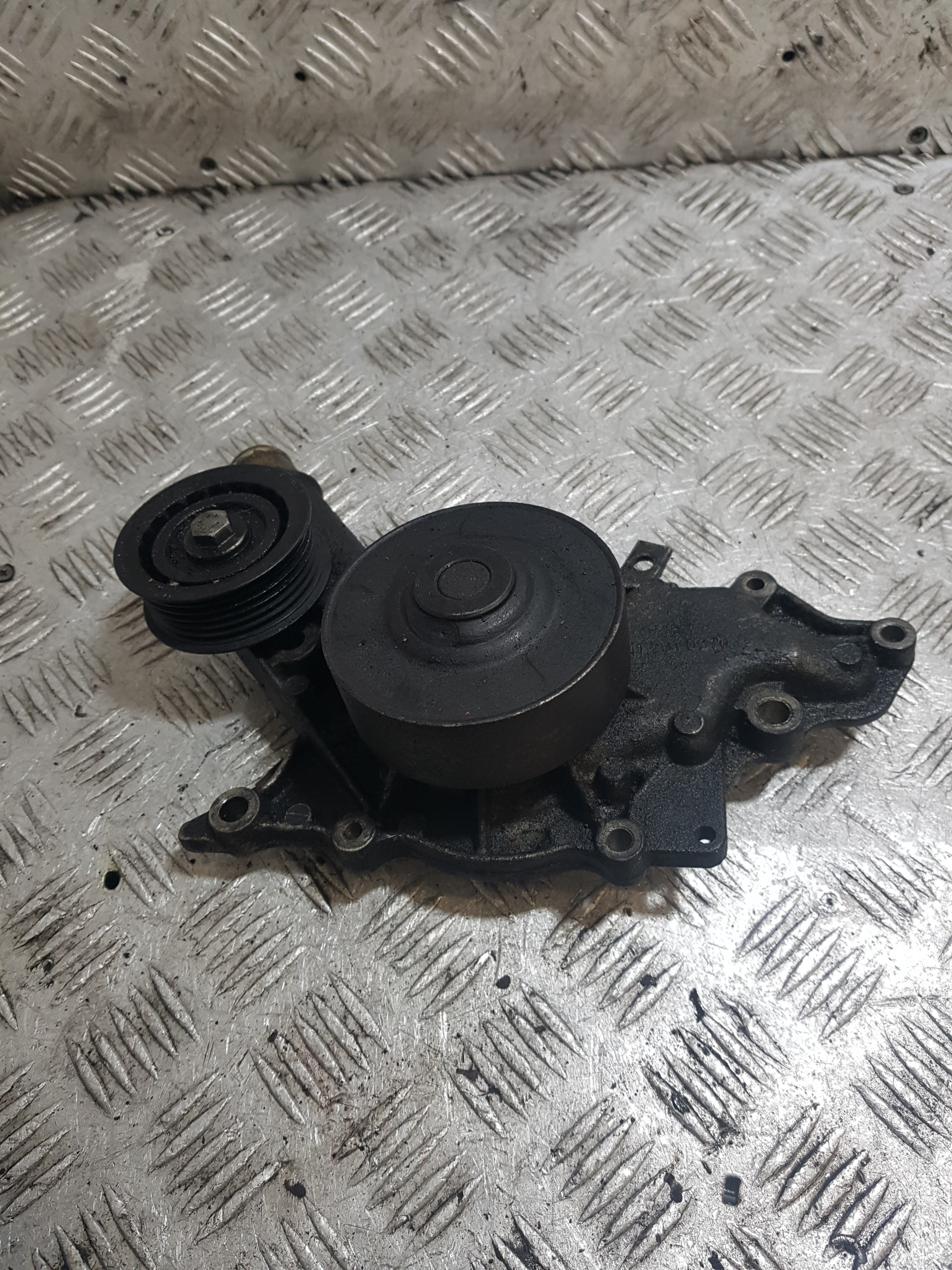 water pump MERCEDES-BENZ SPRINTER 902 2.2 D