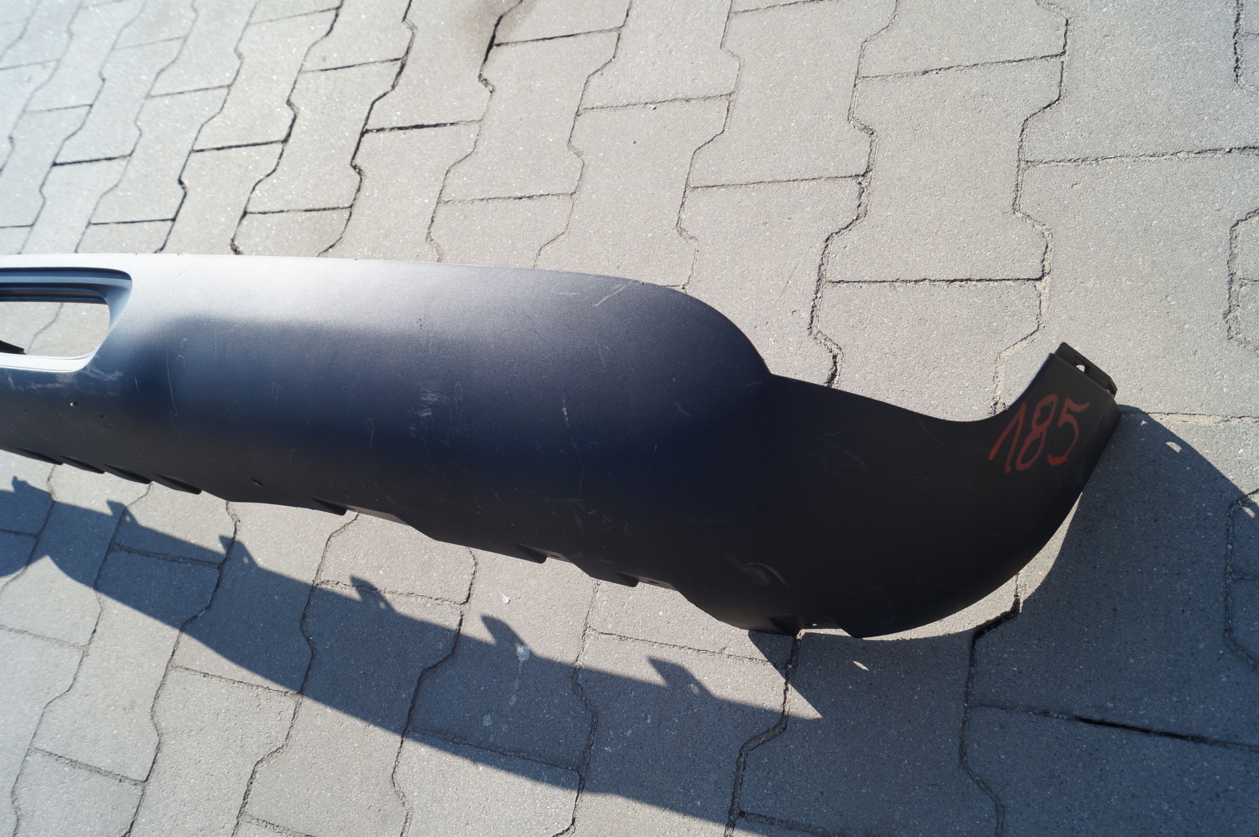 DOKŁADKA DÓŁ ZDERZAKA TYŁ MINI COOPER F55 7318826 Strona zabudowy tył