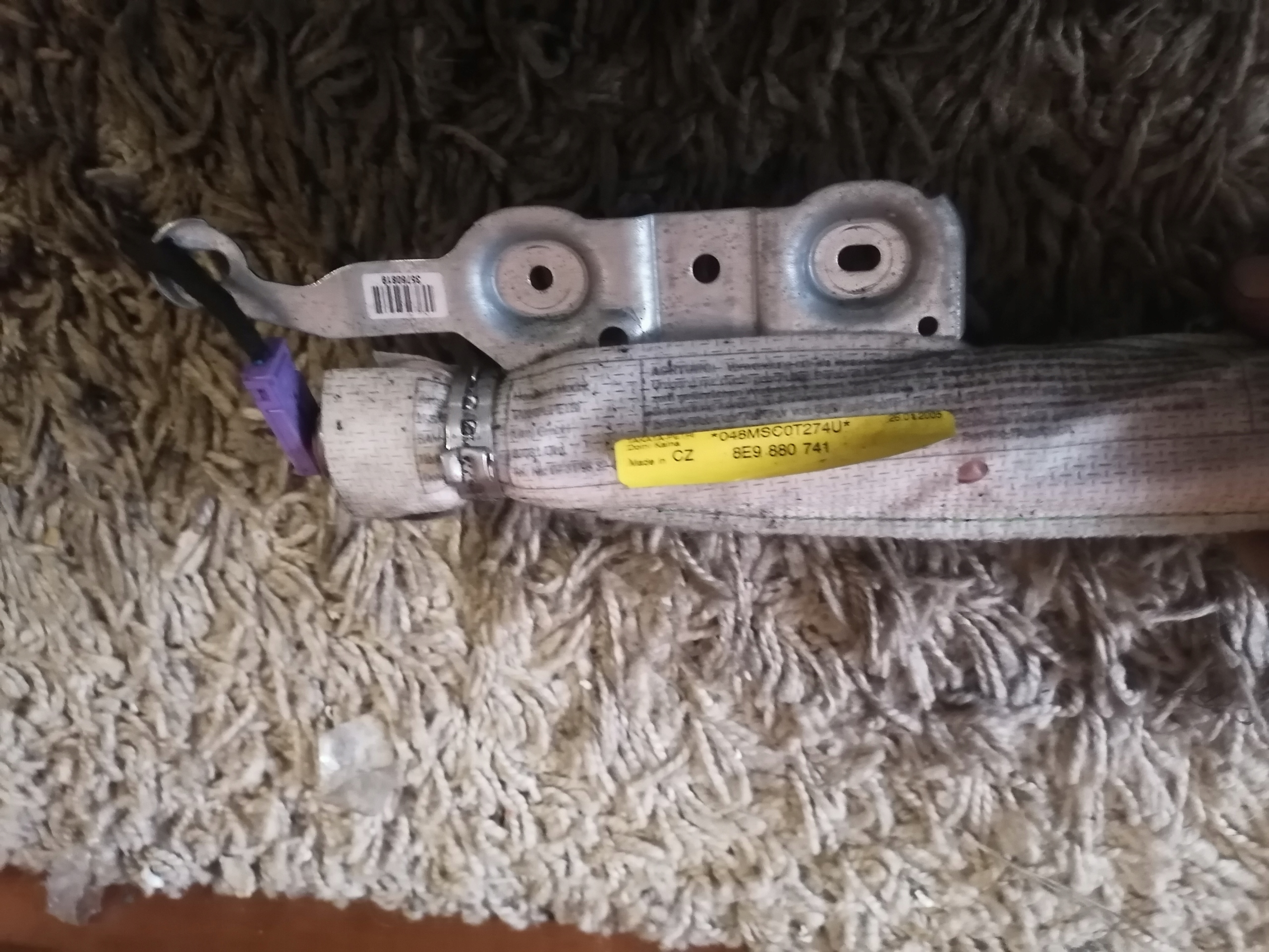 пиропатрон подушки безопасности Audi OE 8E9880741