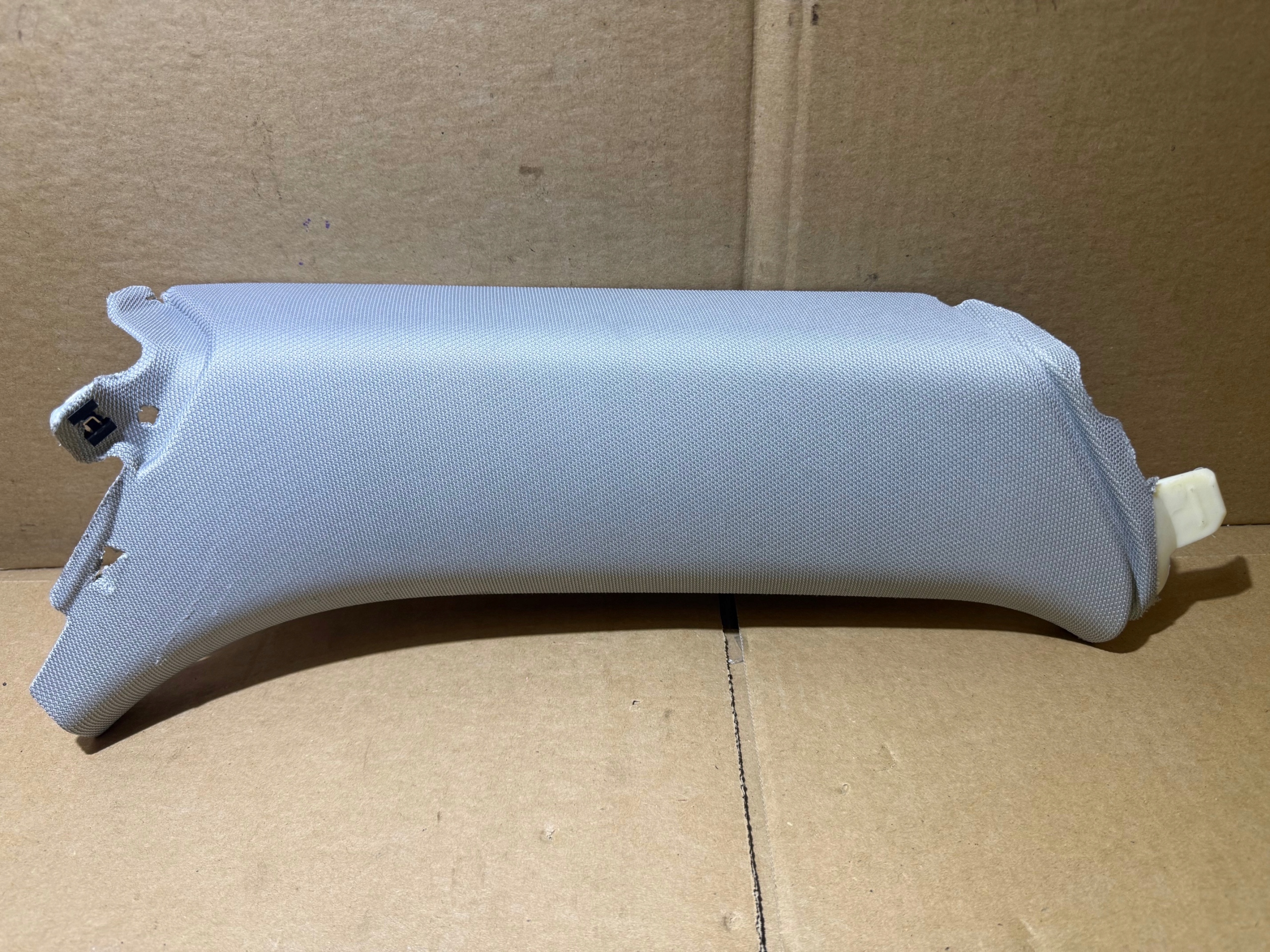 AUDI A6 C8 AVANT cover left side left SLUPKA 4K9867287