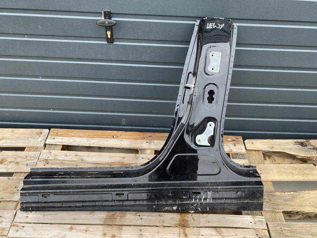pillar central left quarter threshold MERCEDES A W176