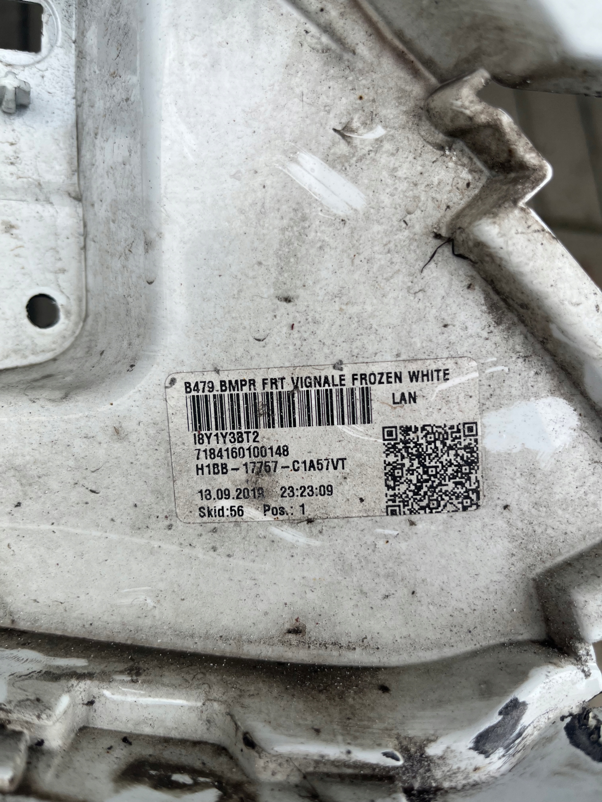 Ford Fiesta Vignale MK8 bumper front 17-21