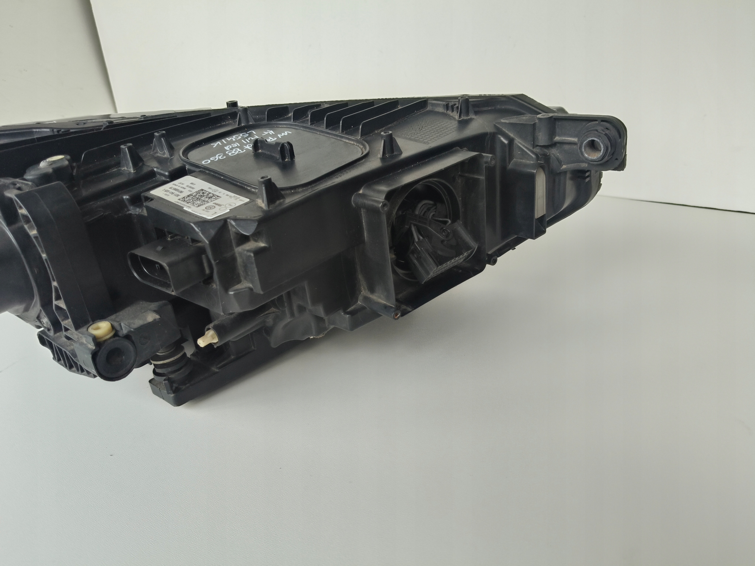 light left REFLEKTOR VW PASSAT B8 3G 3G0 14- FULL LED