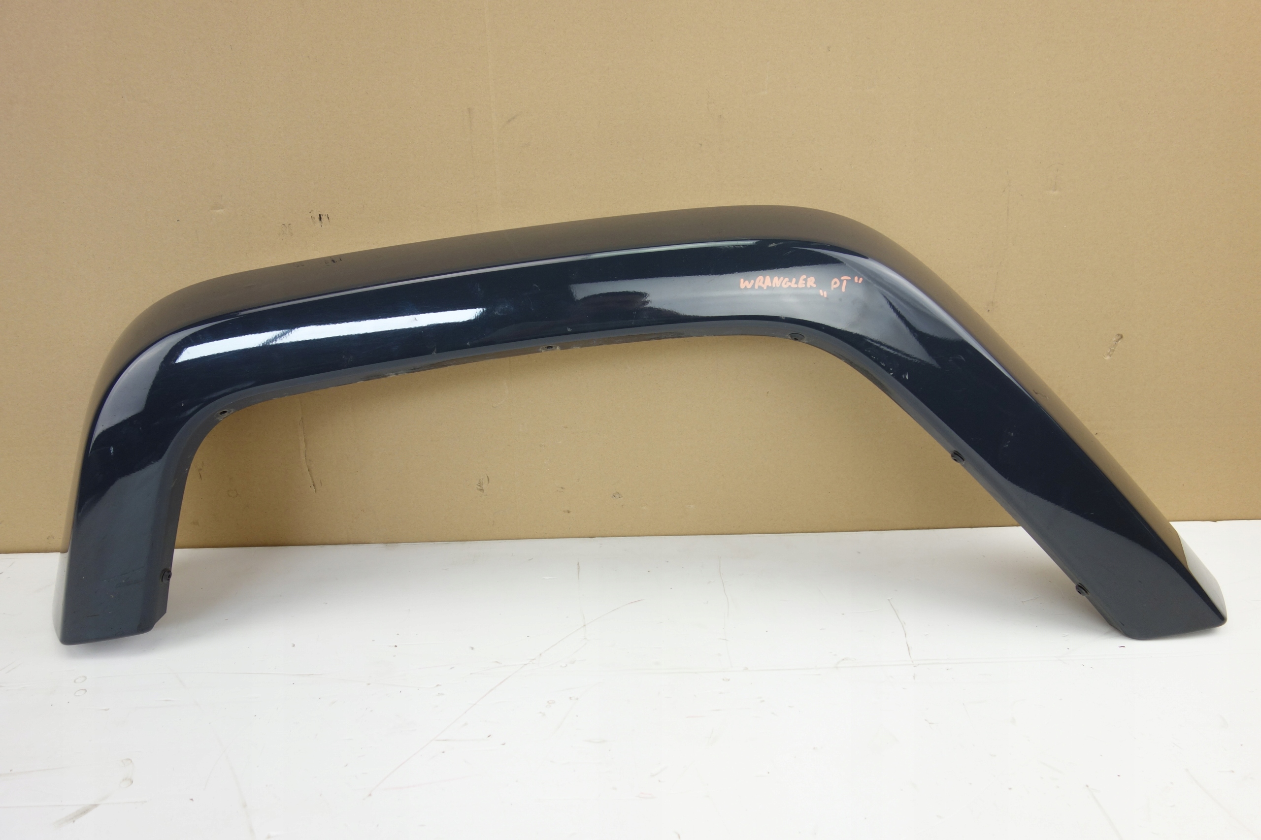 POSZERZENIE NADKOLA PRAWE TYLNE WRANGLER 5KC84MSQ