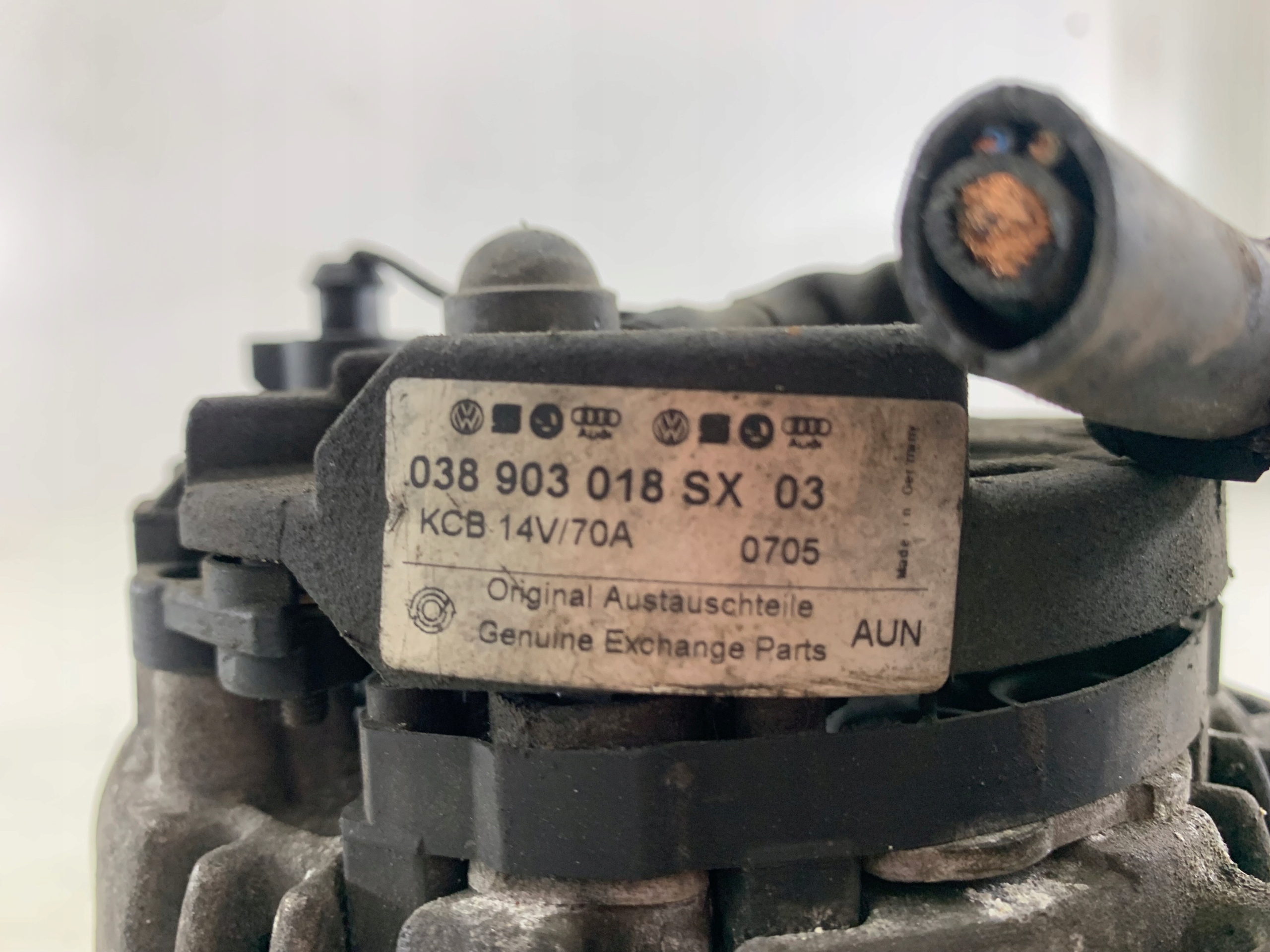 VW GOLF IV 1.6 SR alternator 038903018SX 70A