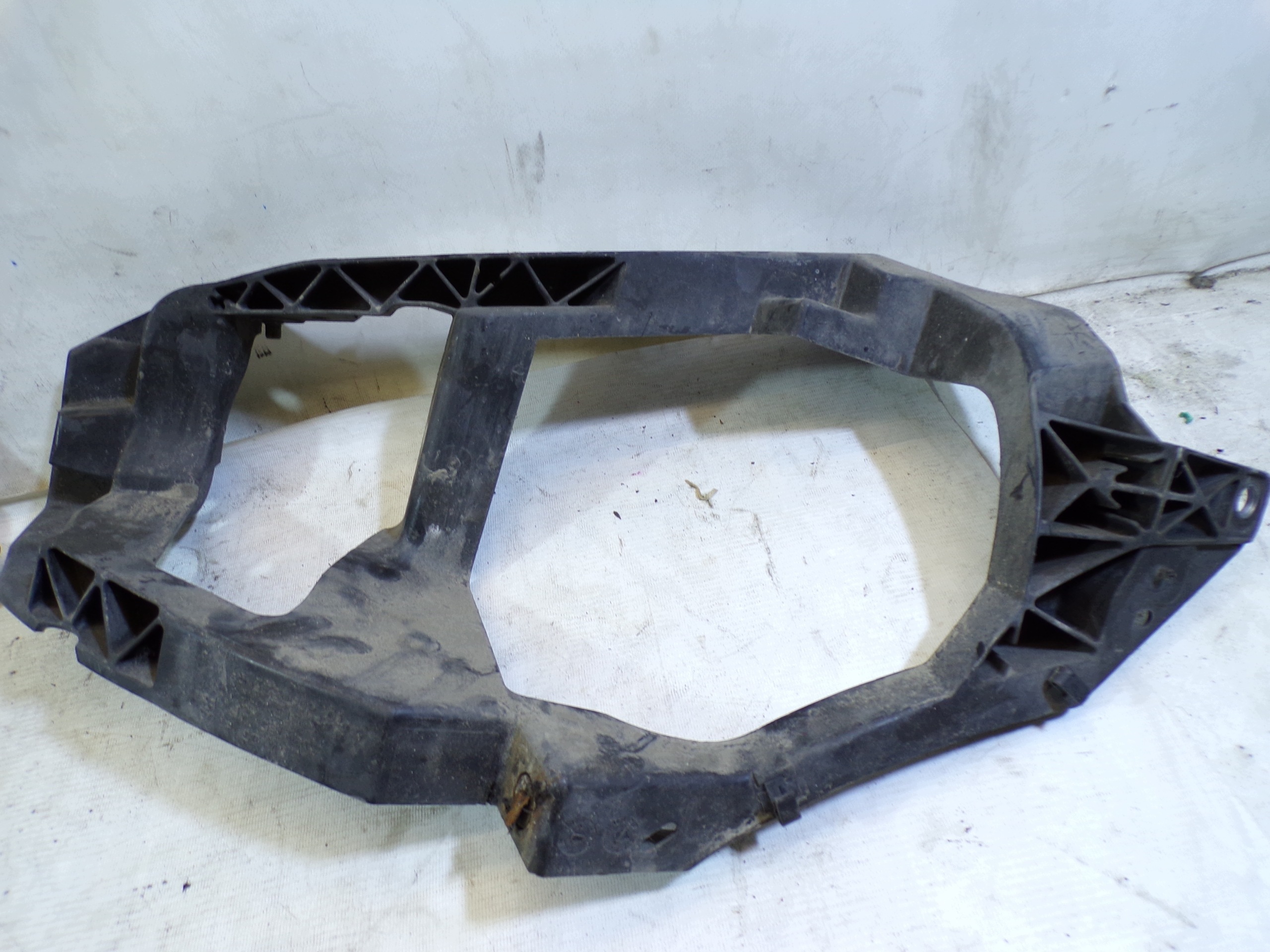 headlight trim holder lights right left SMART FORFOUR 454 (F)