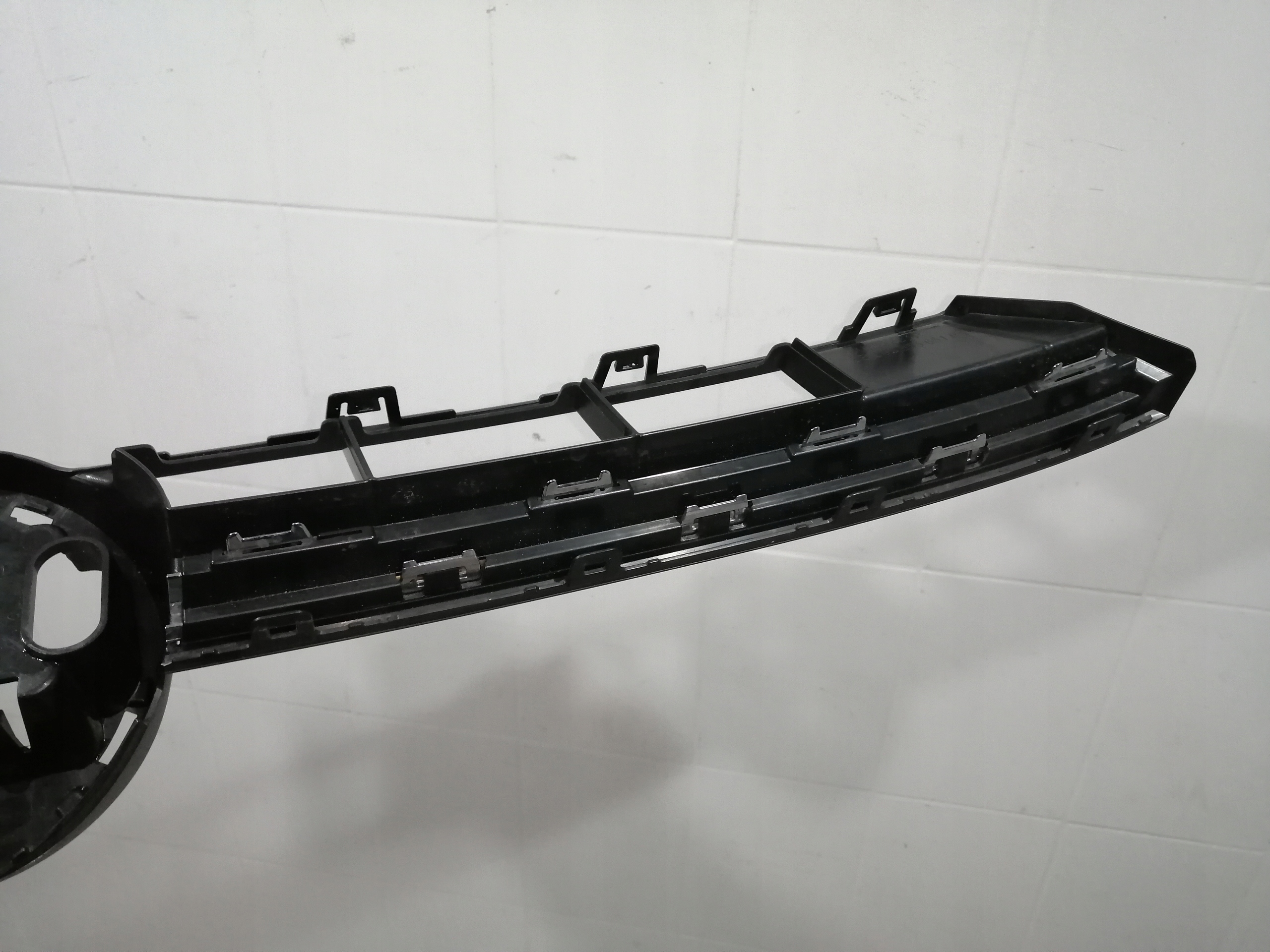 VW Polo V Kühlergrill FRONTGRILL Kühlergitter 2G0853653R - Thumbnail 11