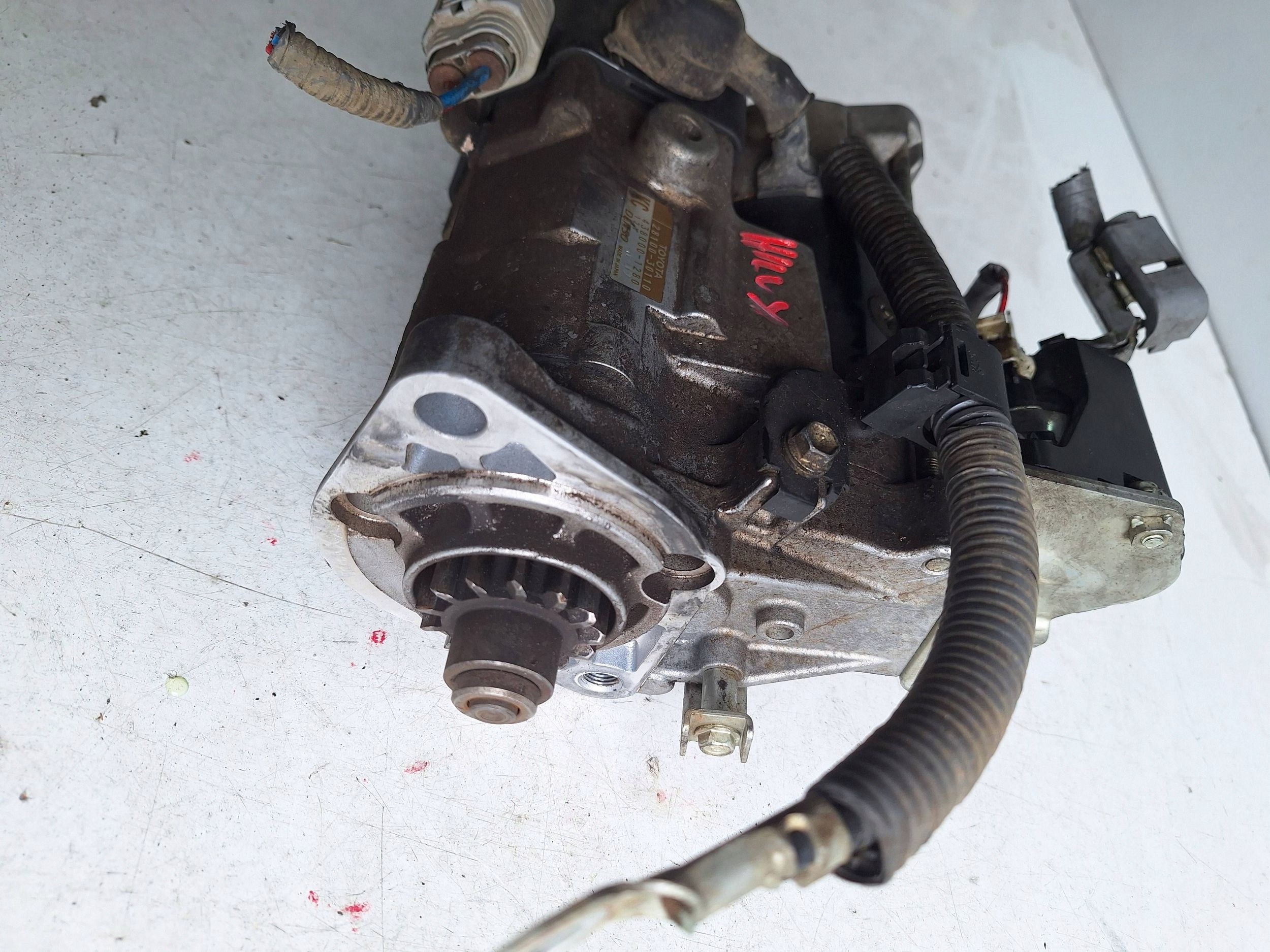 TOYOTA HILUX VIII 2016-> starter 28100-30110