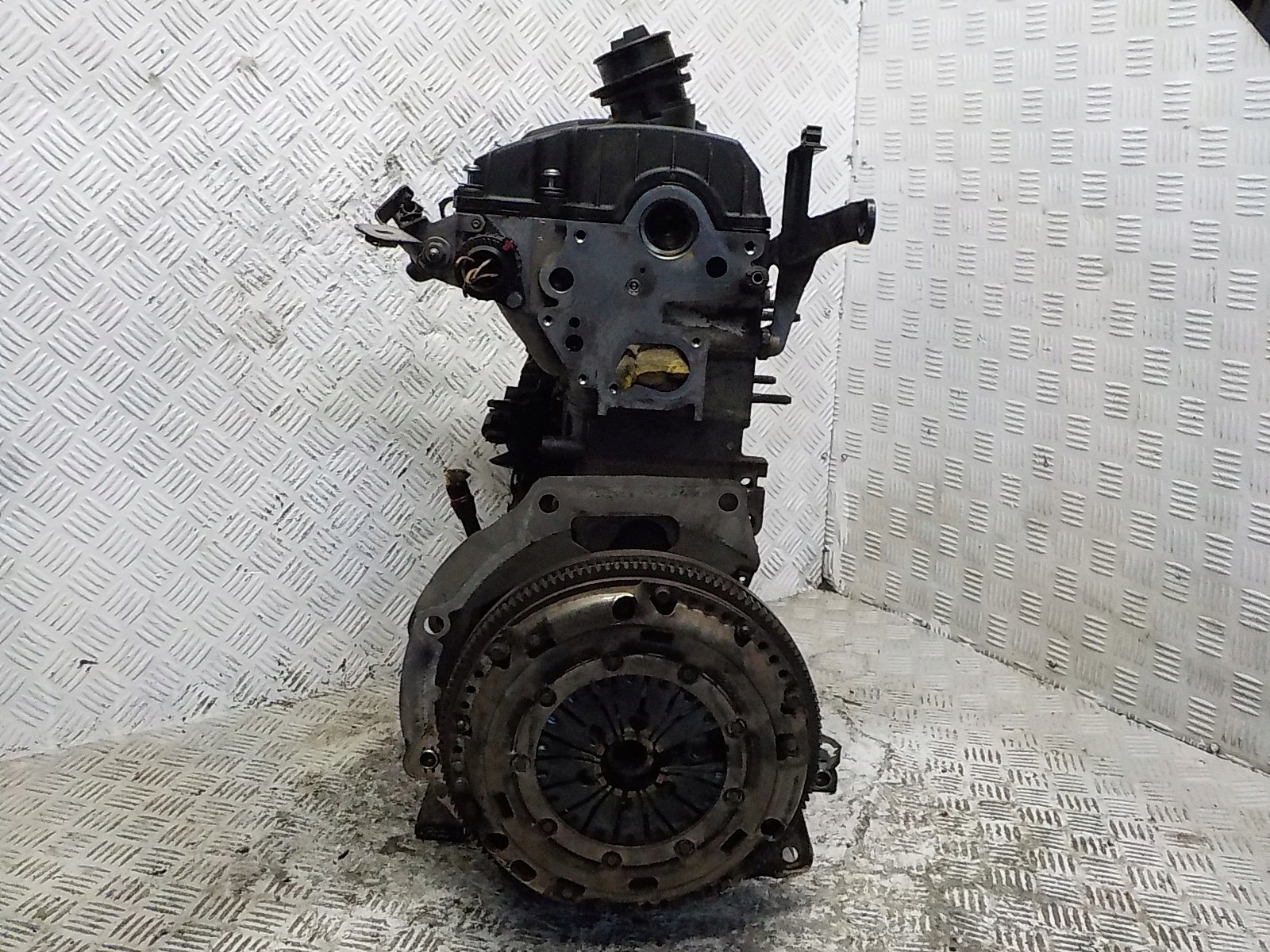 VW PASSAT B6 GOLF V AUDI A3 8P engine 1.9 TDI BXE PRZEBIEG 148 TYS
