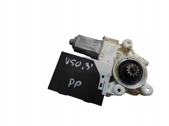 VOLVO V50 04- SILNICZEK SZYBY PRAWY PRZÓD 30739011