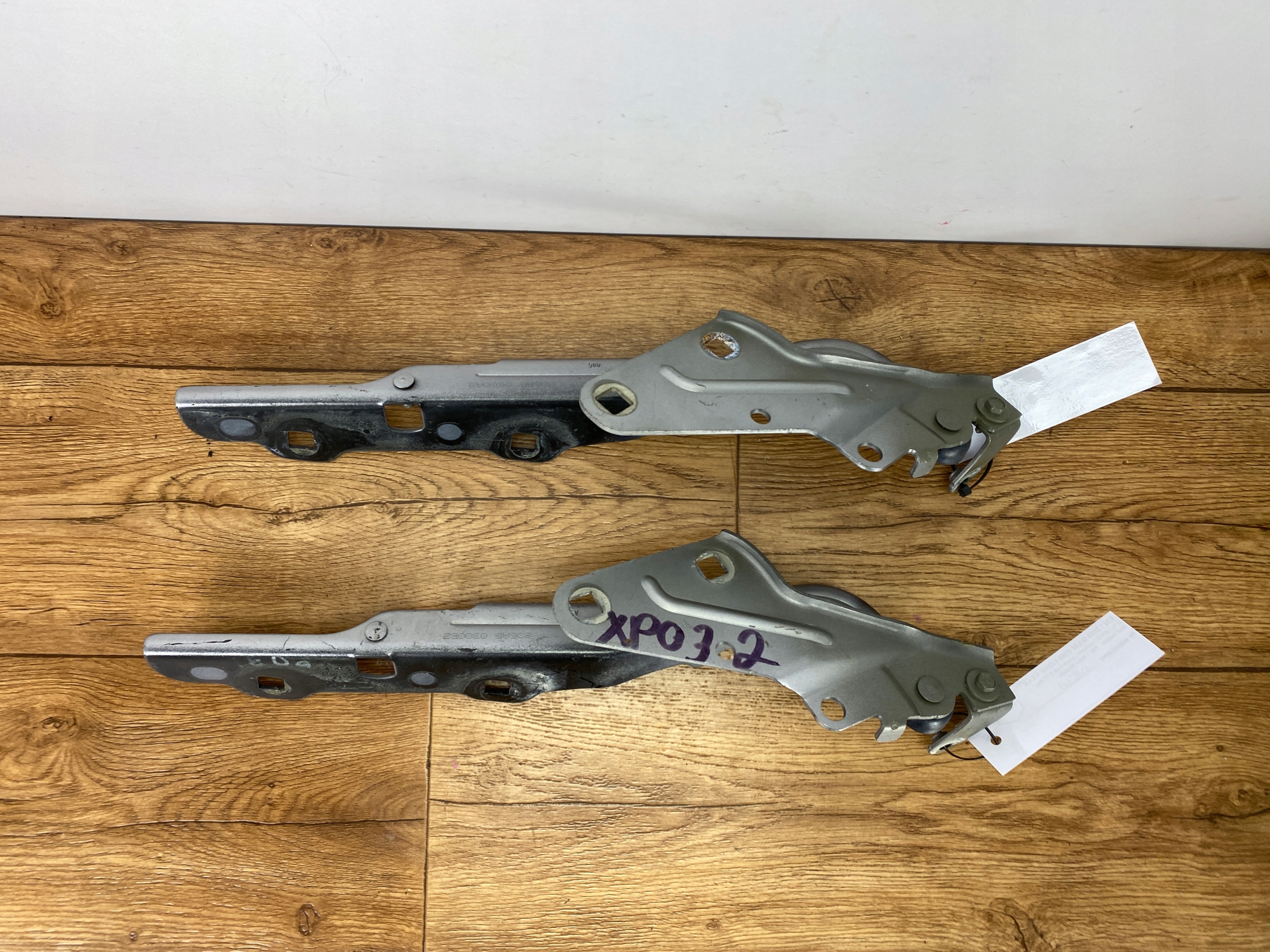 hinge bonnets left Dodge Ram 1500 2019+