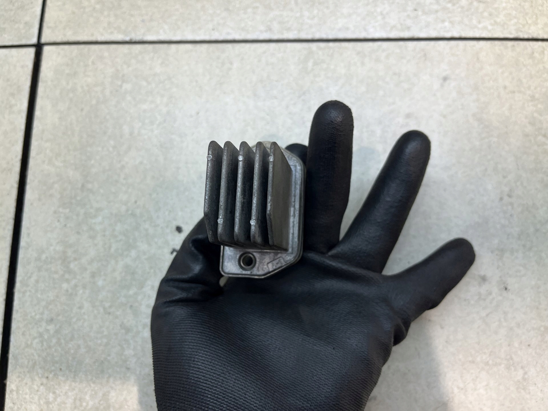 heater resistor PRIMERA P12 1.9DCI 70T034D14