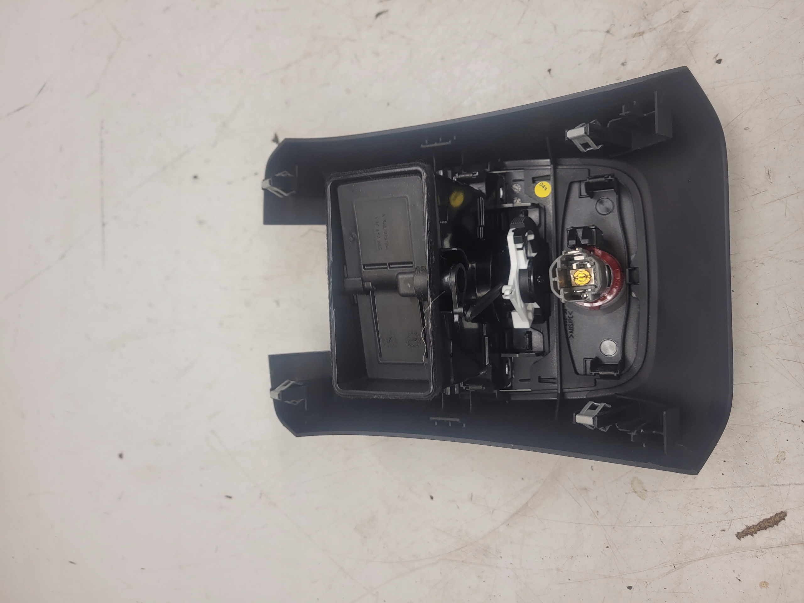 grid air conditioning devices central rear part AUDI A3 8V 8V0819203