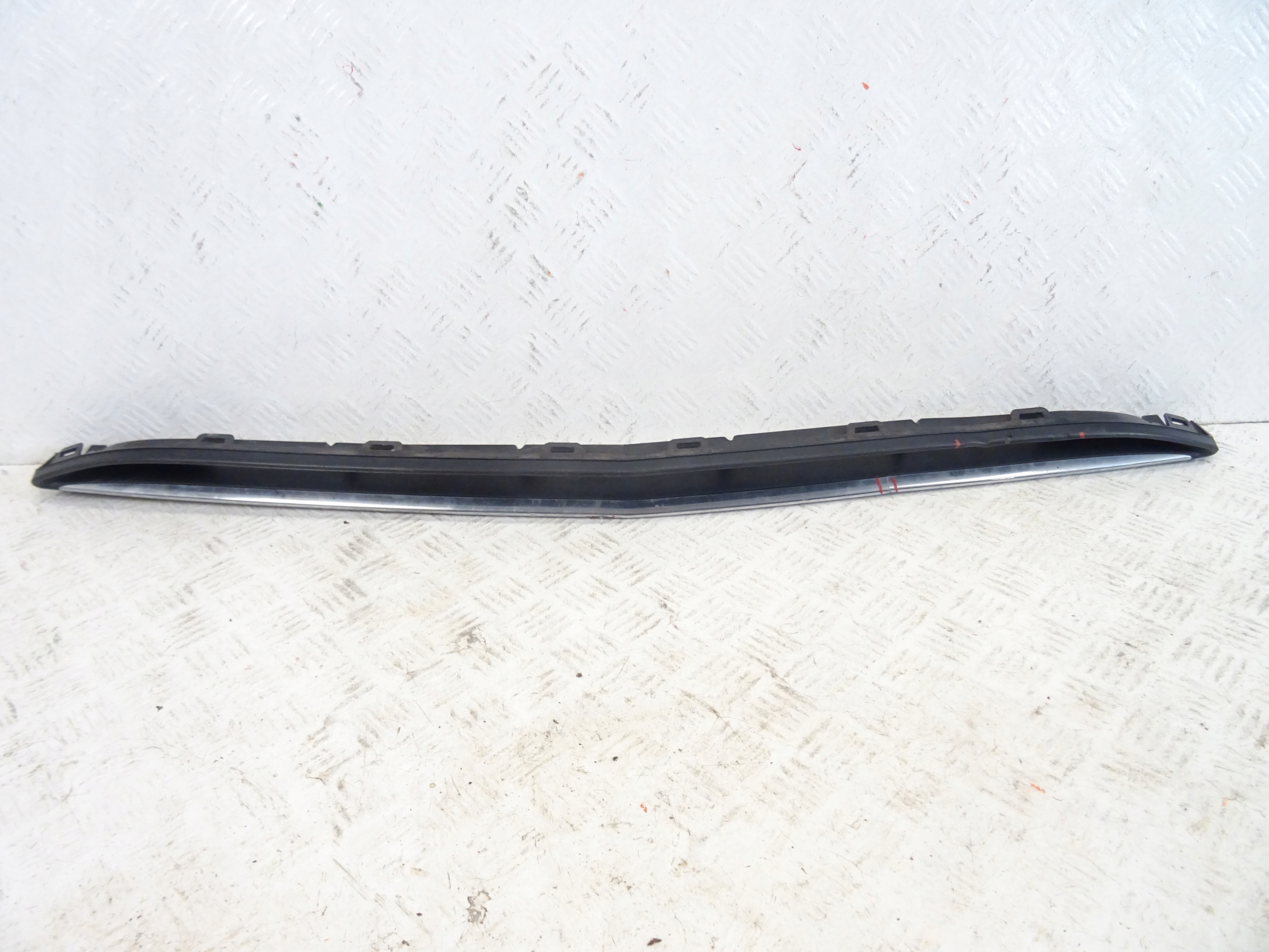 grid of a bumper front front MERCEDES E-KLASA W213 A2138850100