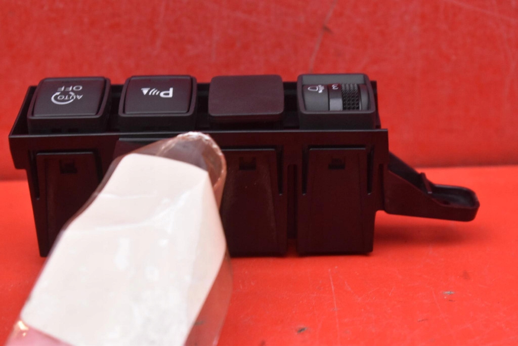 PANEL controls PDC START/STOP 1534C NISSAN X-TRAIL 3 III T32 13-20