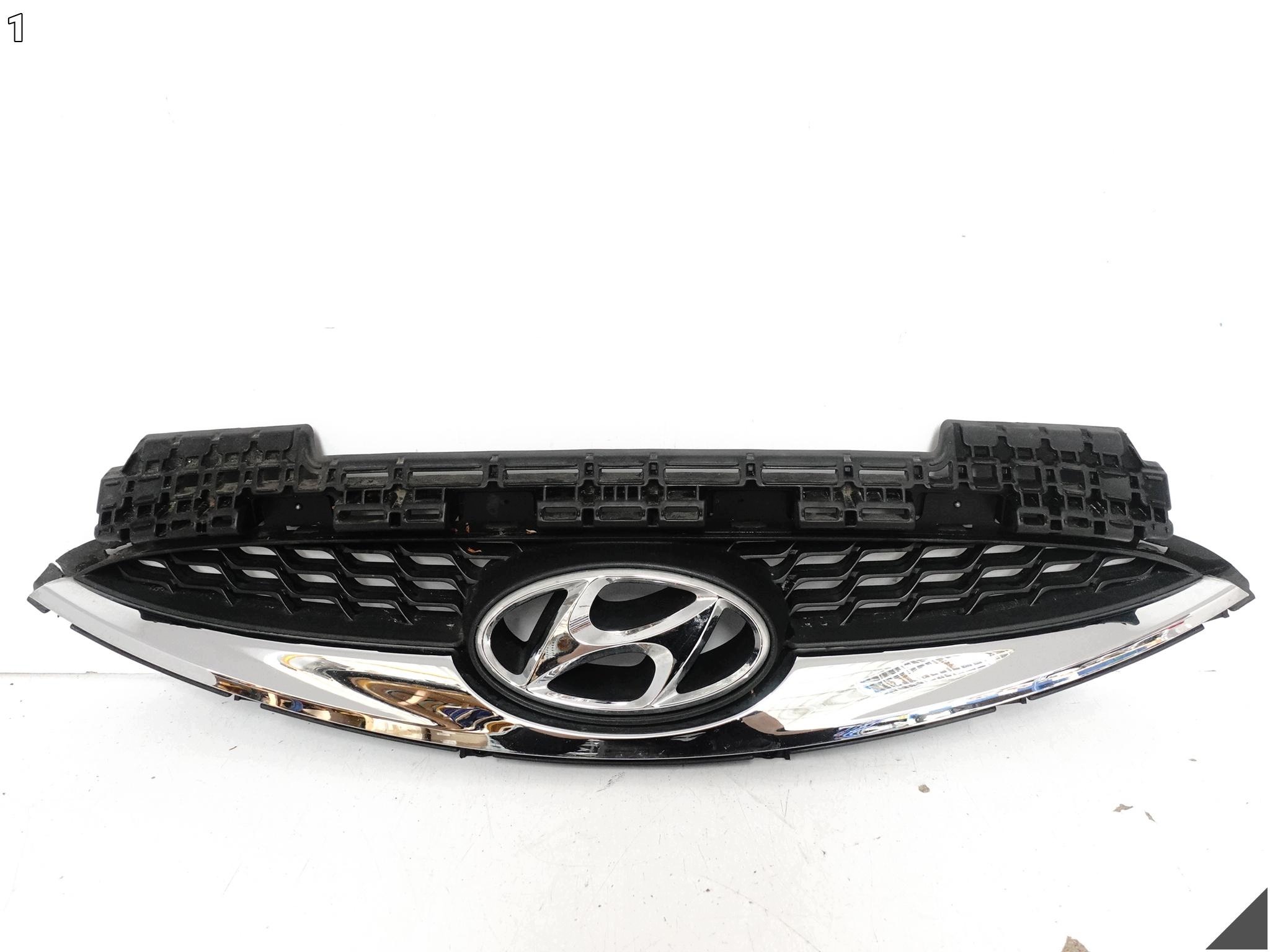 HYUNDAI iX20 10-15 grill grille grid CHROM intake W bumper front