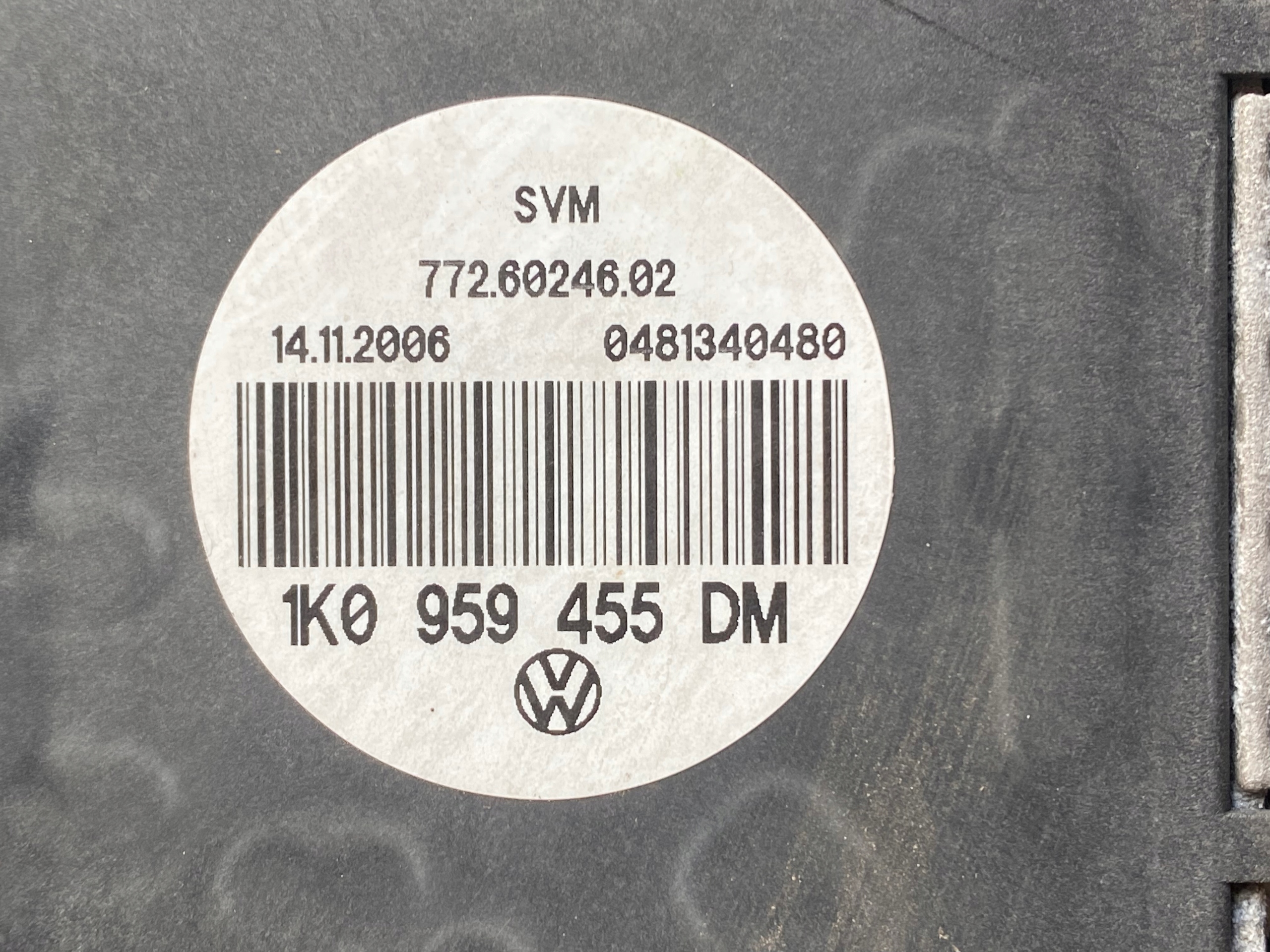 OBUDOWA WENTYLATOR CHŁODNICY GOLF V 1.6 MPI 102 HP Typ samochodu Samochody osobowe