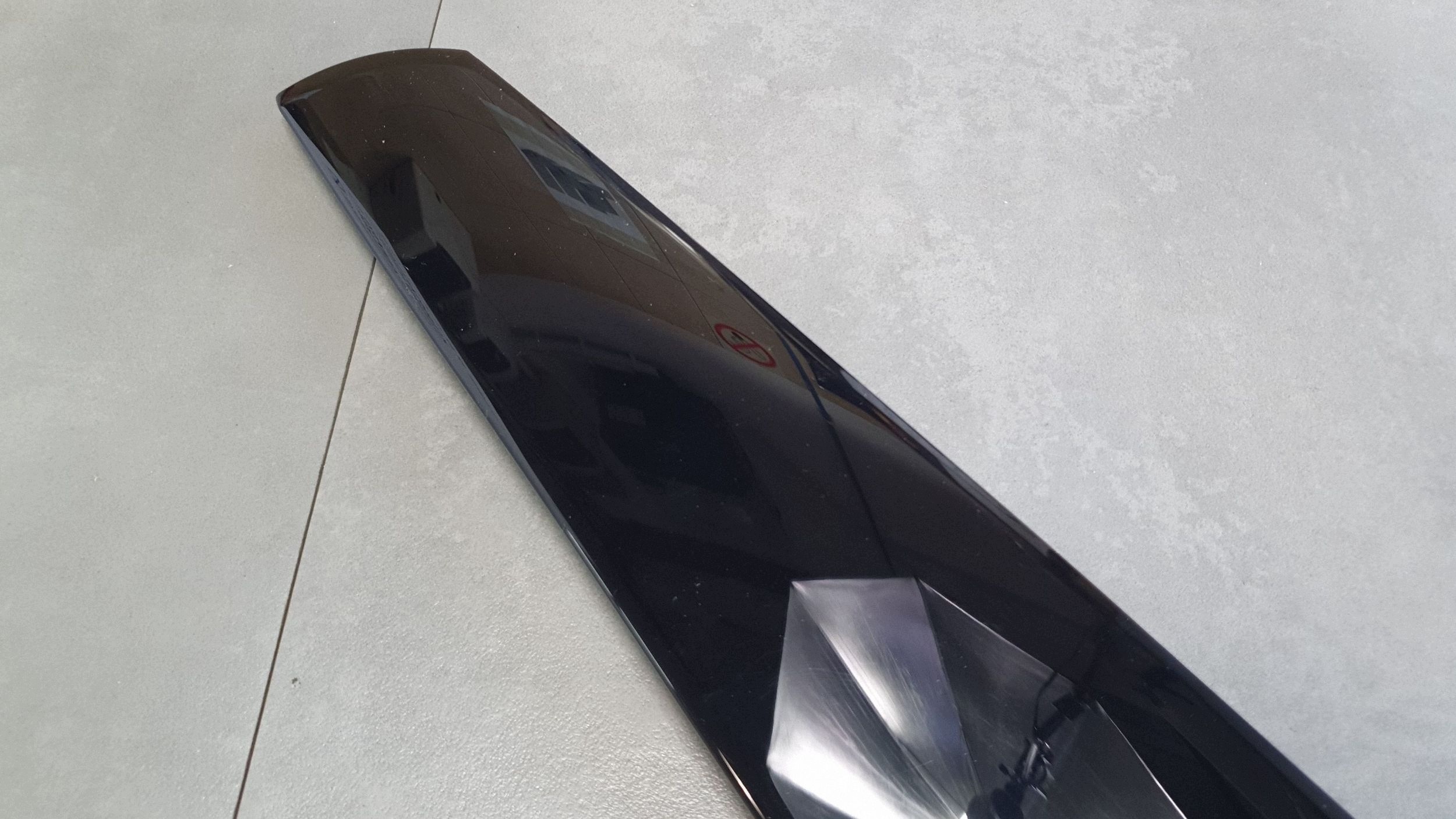 Audi A3 8Y sportback moulding bonnet 8Y4854871B
