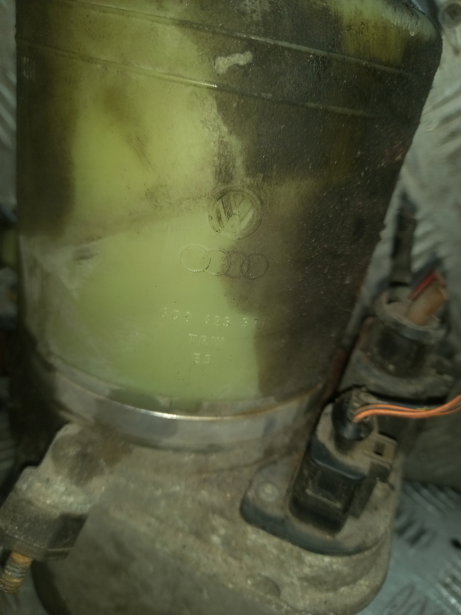 servo pump electrical SKODA ROOMSTER TRW 600423156