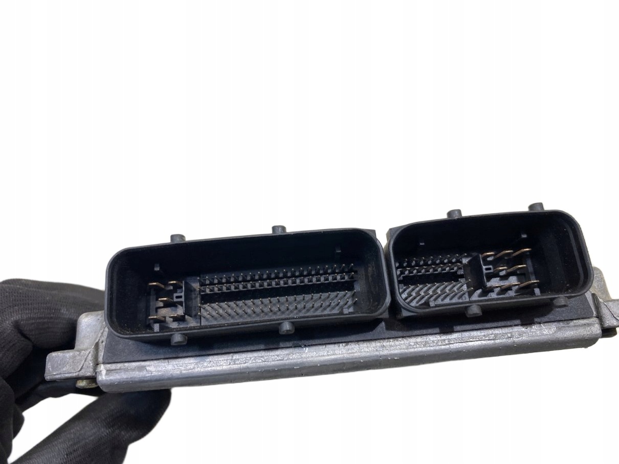 control unit of the engine VW POLO IV 9N 1.4 036906034DE