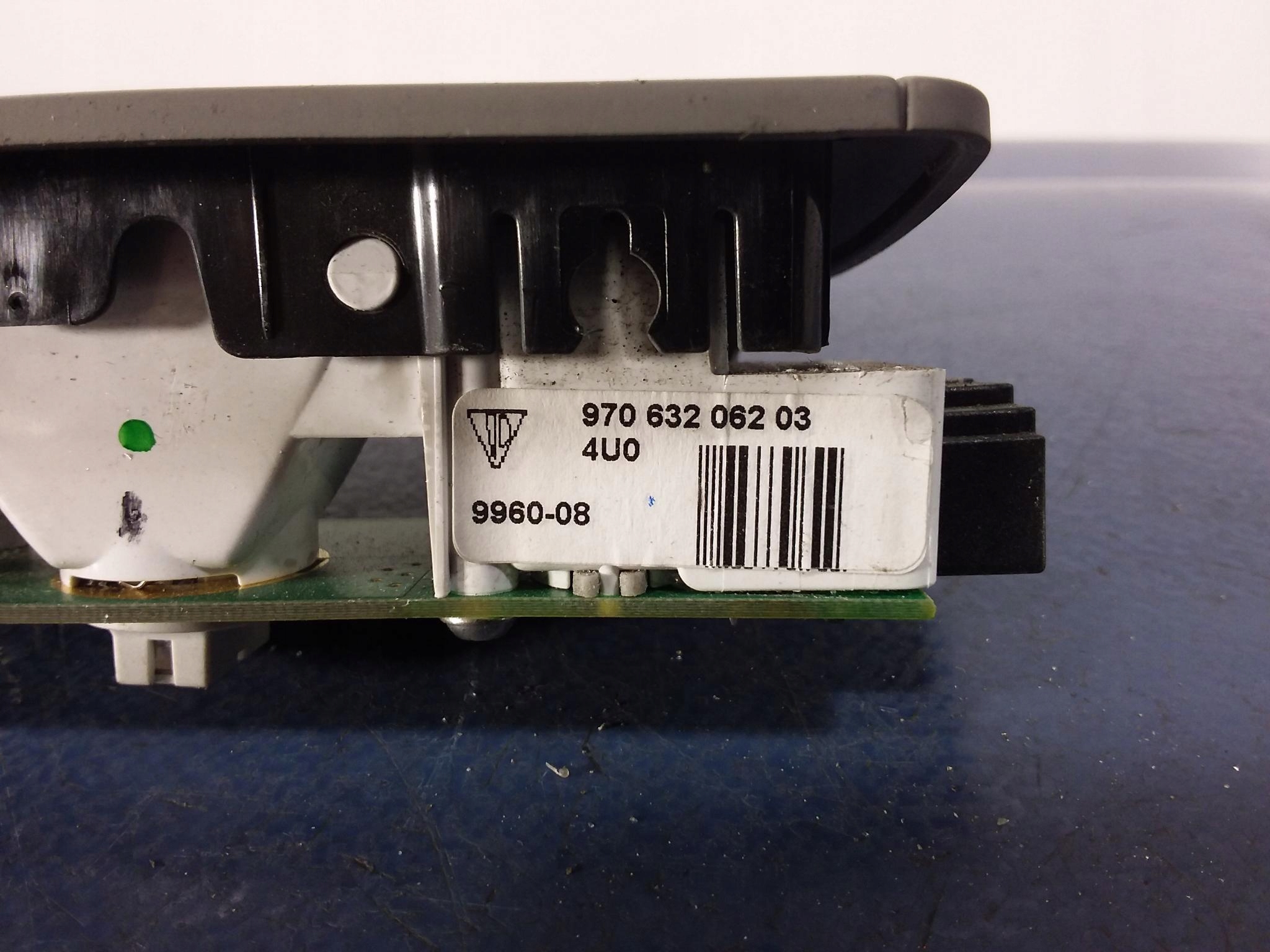 PORSCHE oe 97063206203
