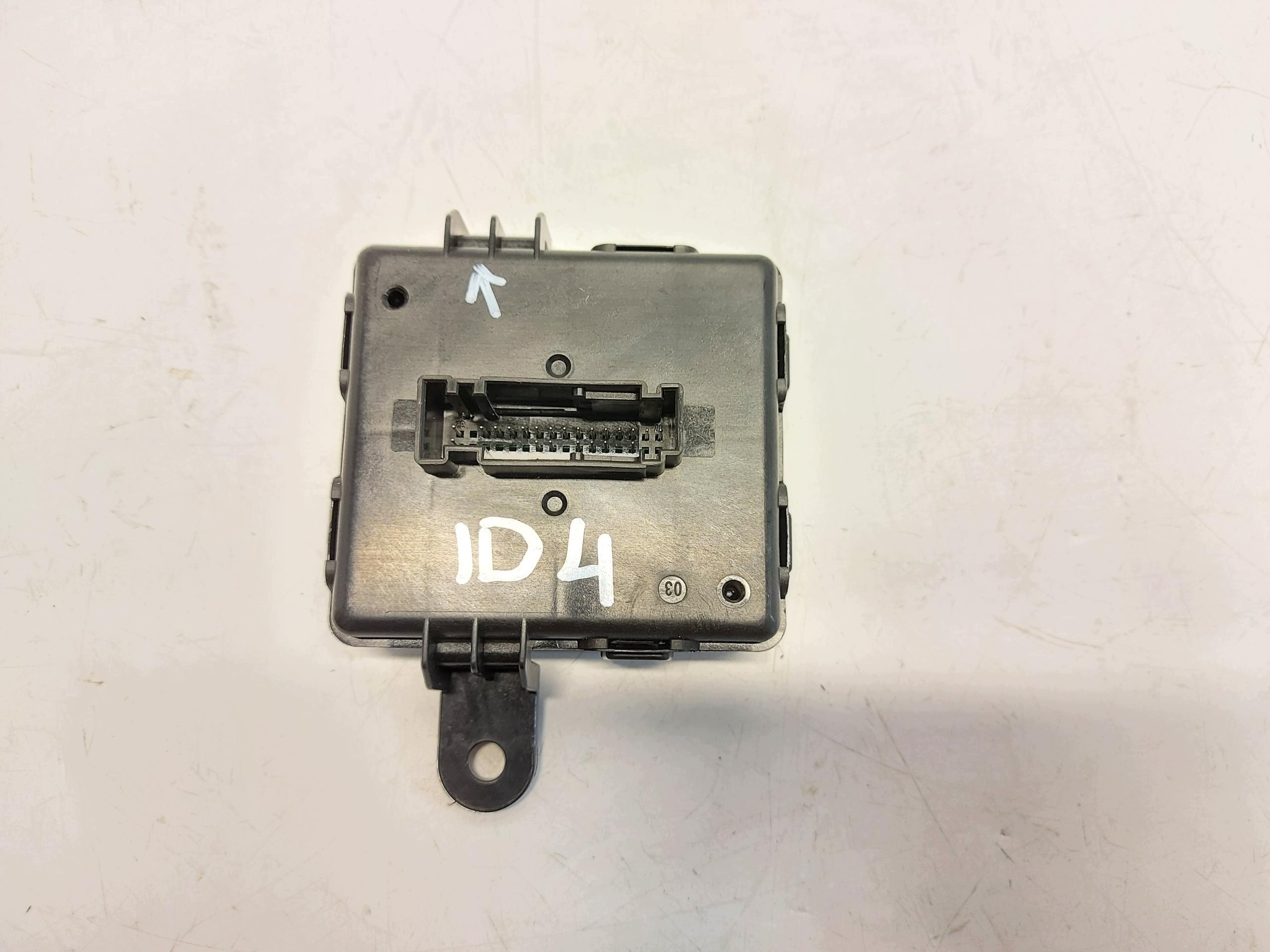 VW ID4 11A , 2024r SUV 5D module control unit Keyless 5WA959436N