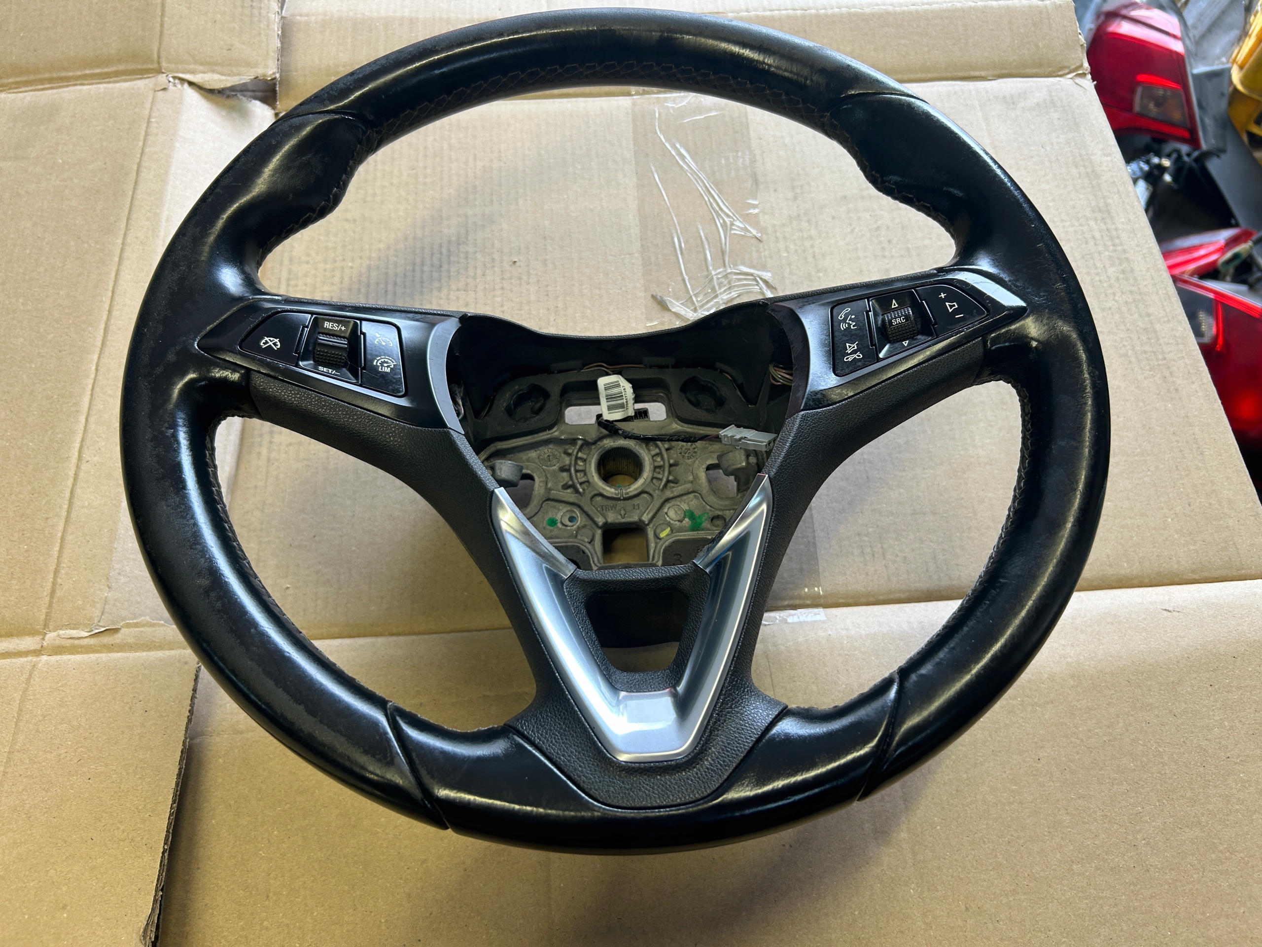 OPEL CORSA E Volant 39035990