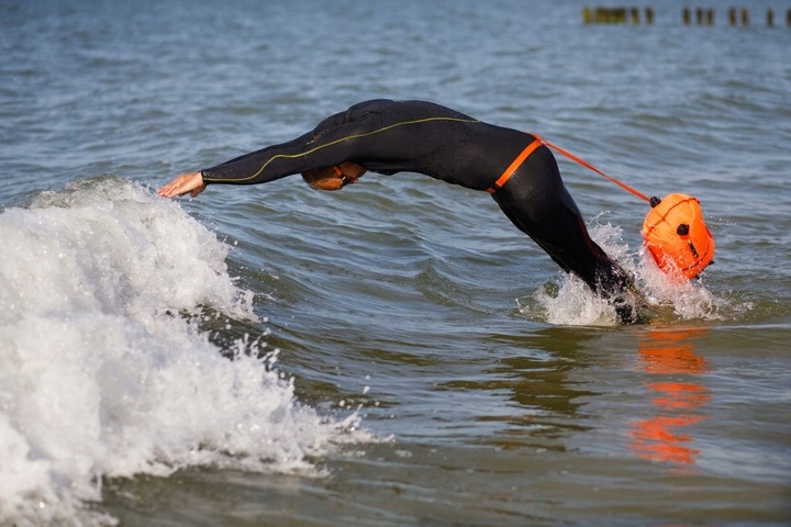 BOJKA RATOWNICZA BOJA PŁYWACKA DMUCHANA PAMELKA Model Boja ratownicza SP