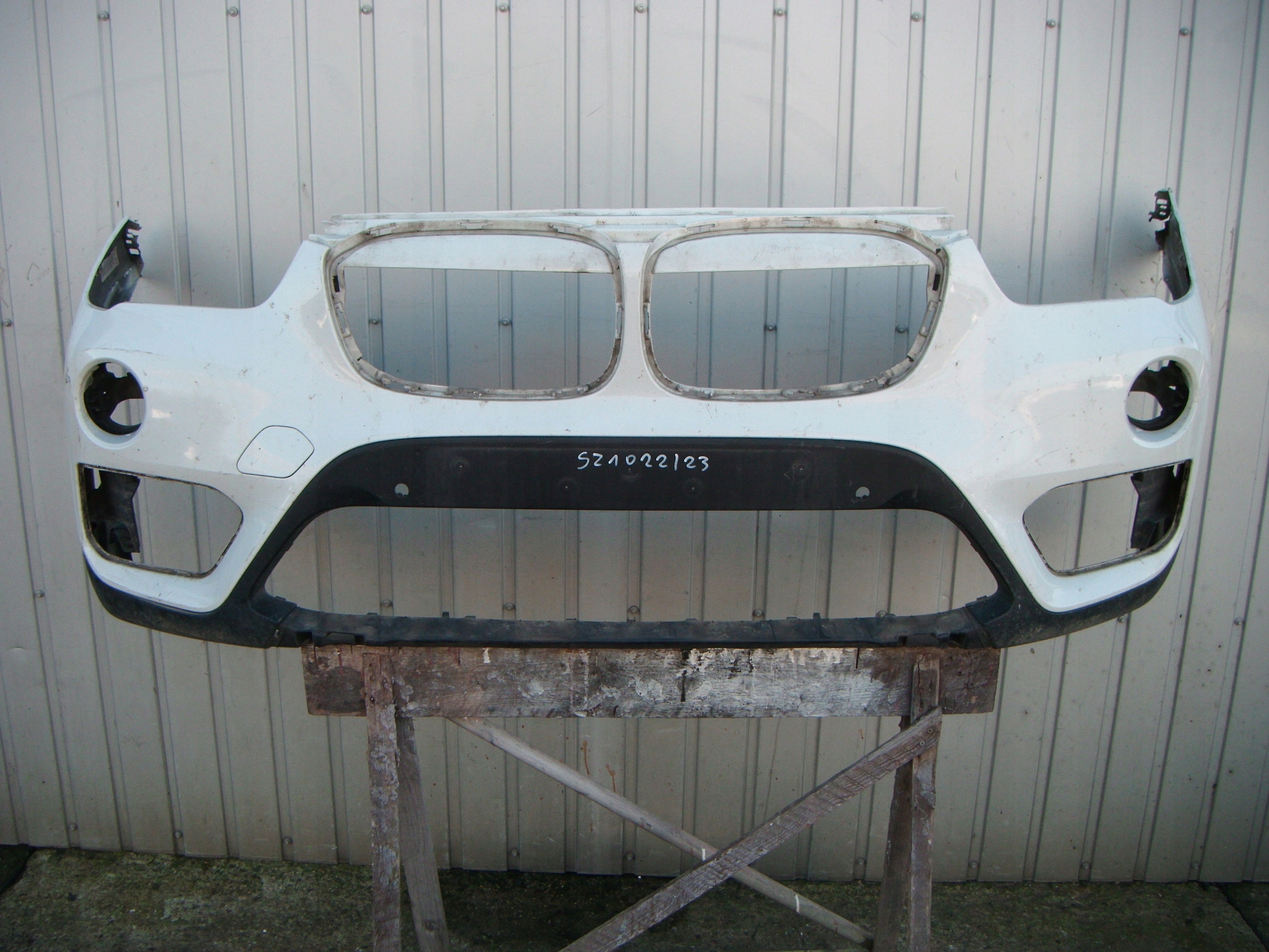 BMW X1 II F48 15-18 ZDERZAK PRZÓD 7354815 za 250.00PLN z Jelenia Góra ...