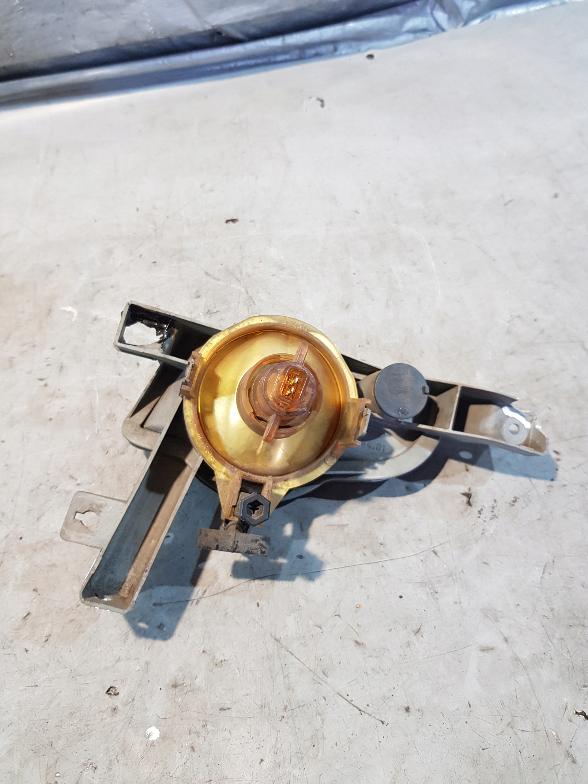light przeciwmgielne rear. right side Volvo S40 30865565