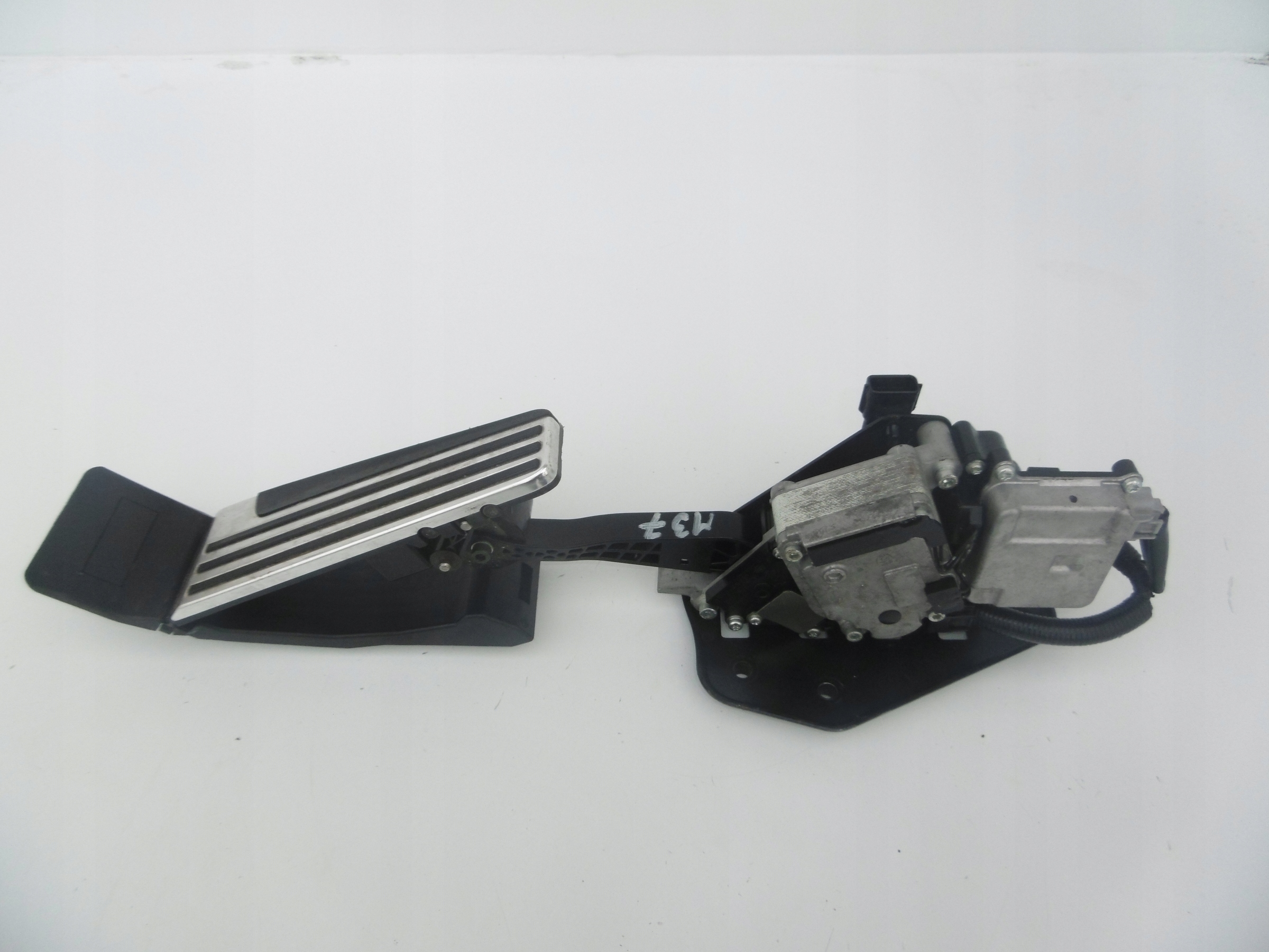 ПЕДАЛЬ ГАЗУ ІНФІНІТІ M M30 M35 M37 Q70 3d