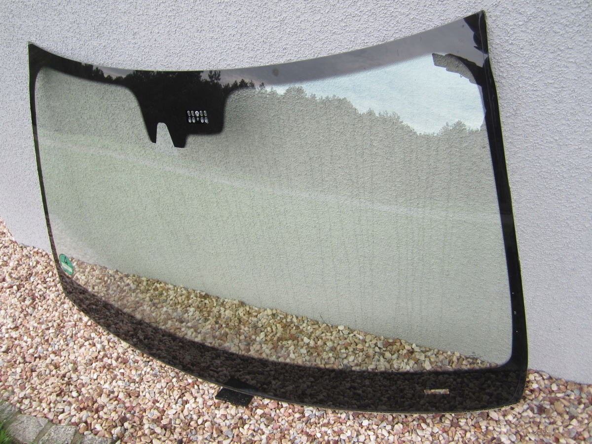 window front front iron Mercedes W221 Sungate