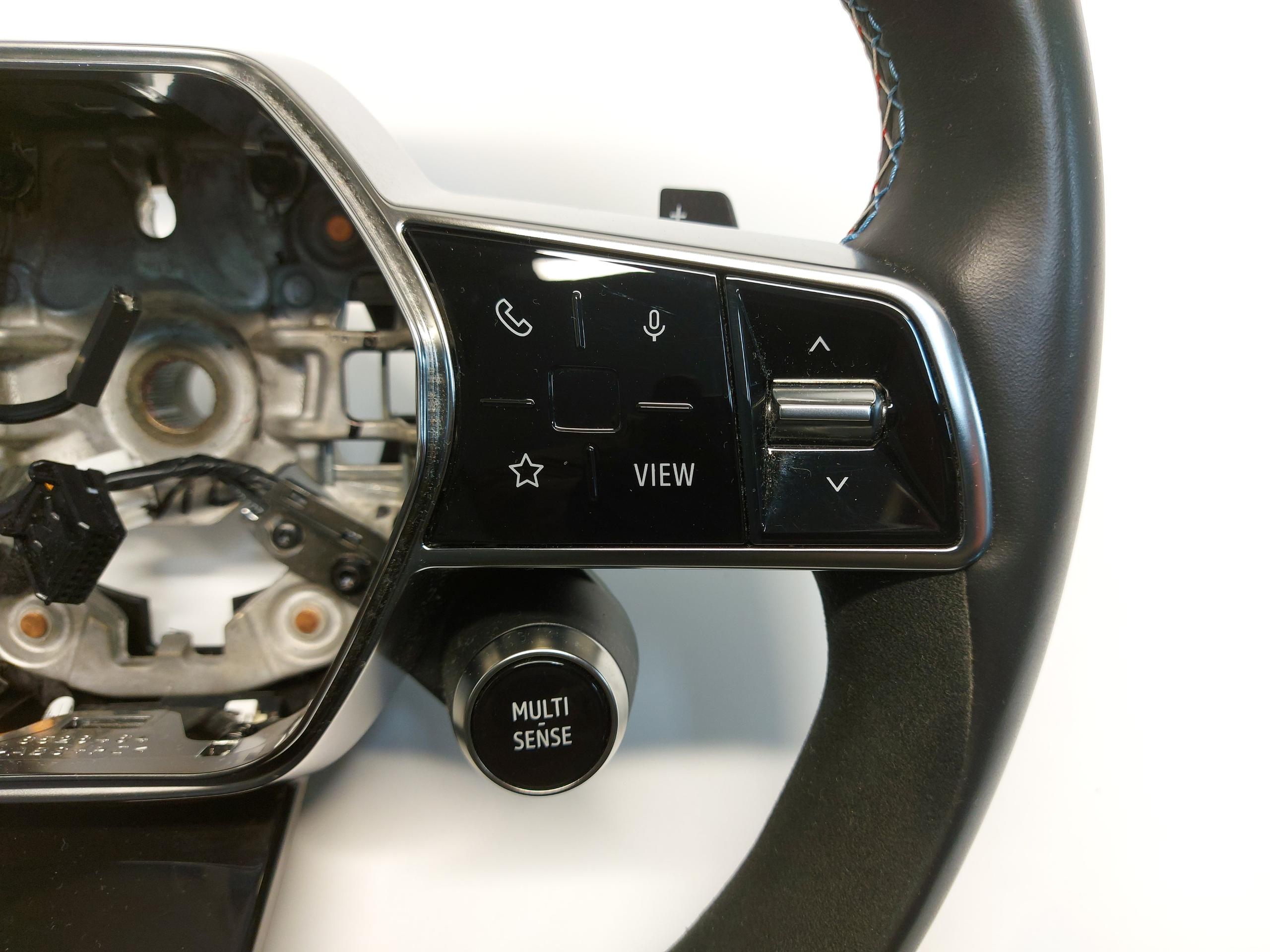 RENAULT Austral E steering wheel, multimedialna leather with shifting 484001557R