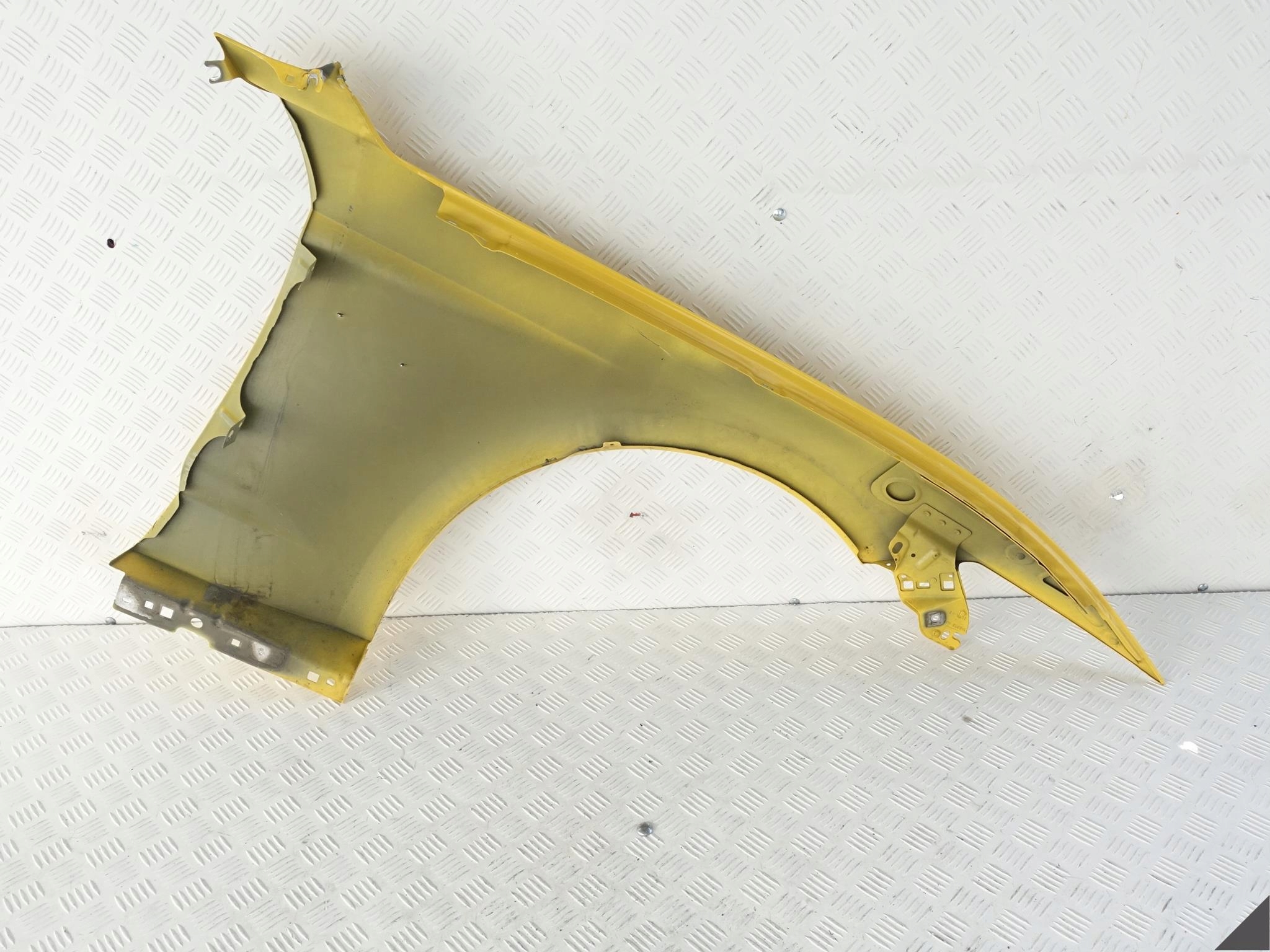 FORD MUSTANG VI 6 15-17 fender left front