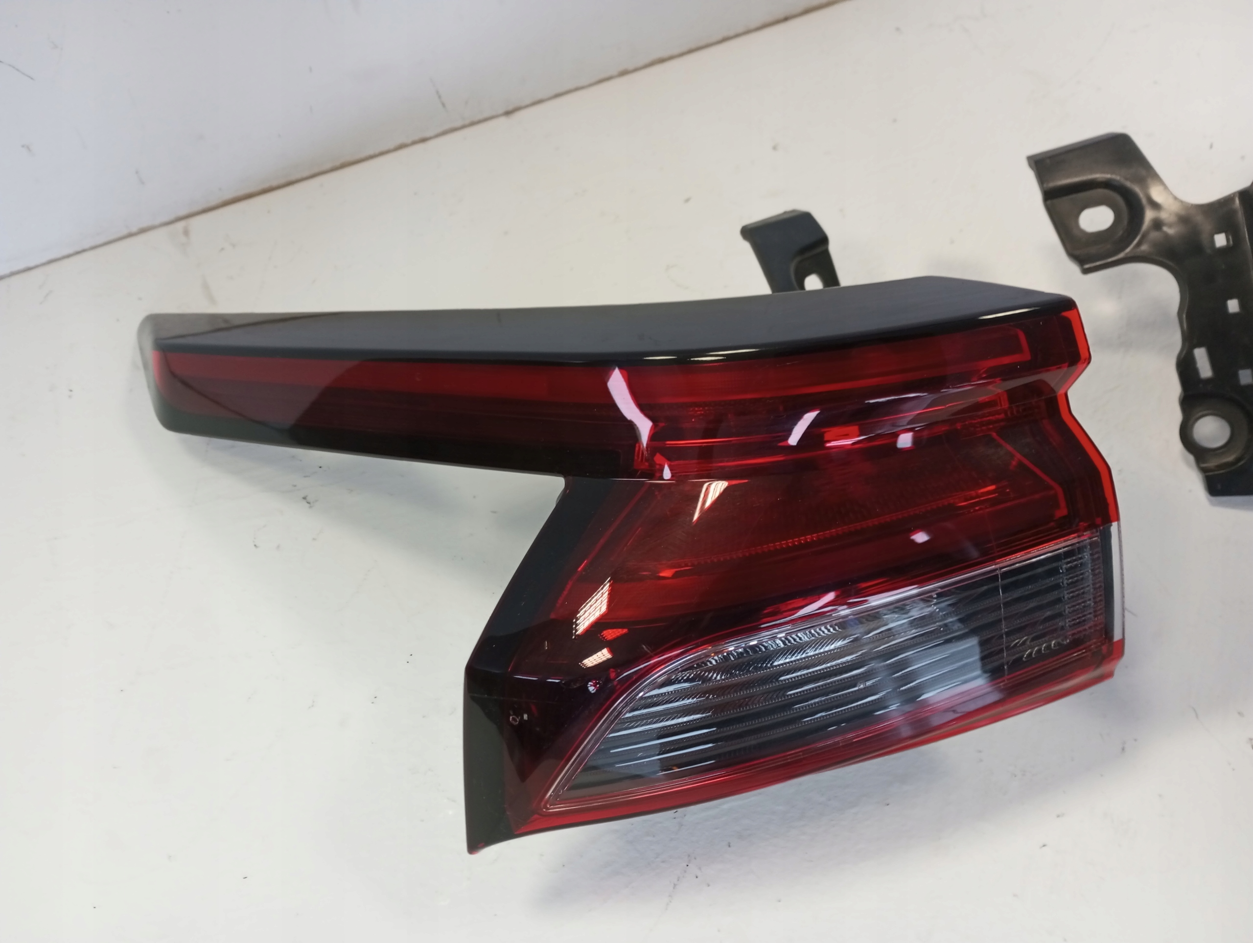 light rear part NISSAN QASHQAI J12 III right left