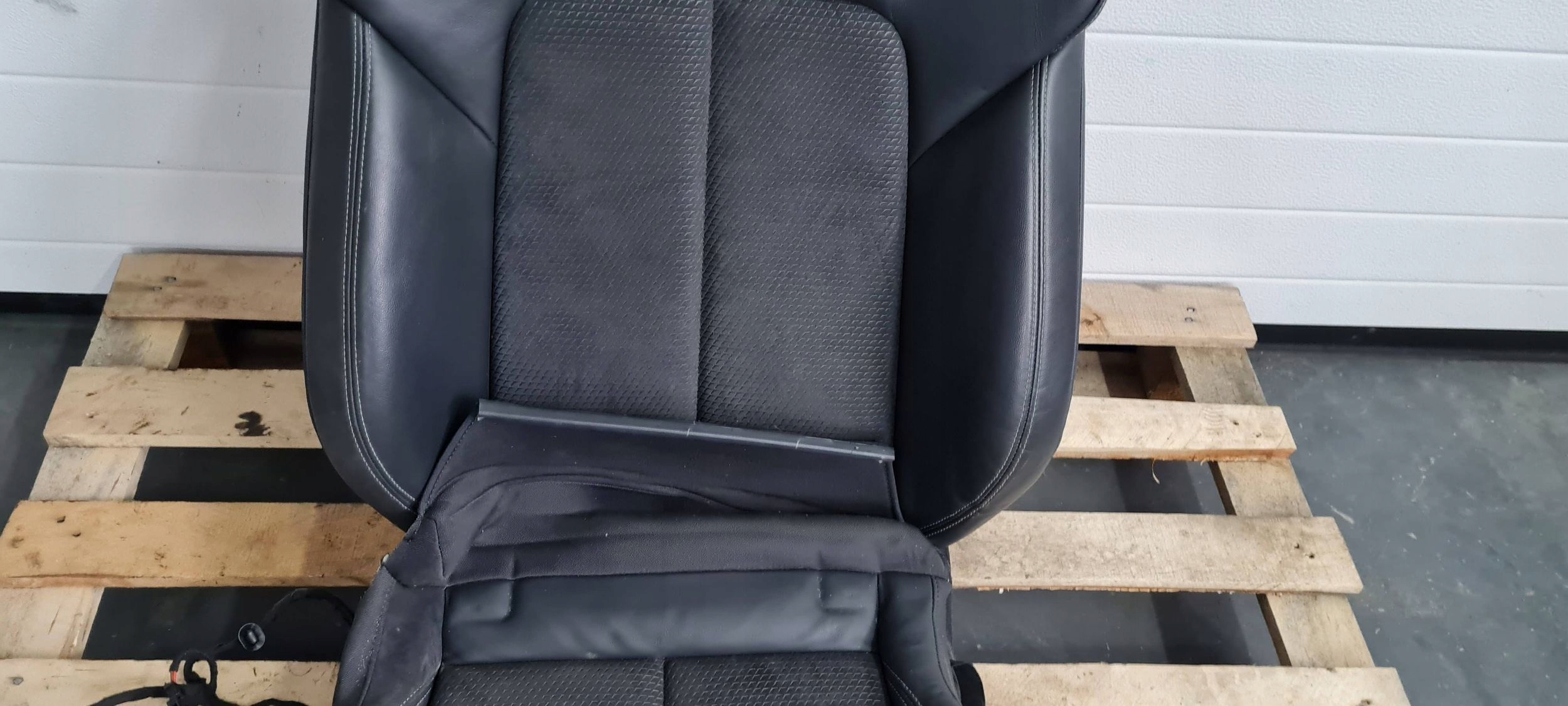 A6 C8 4K leather seat seat side SIEDZISKO left front SLINE ALCANTARA