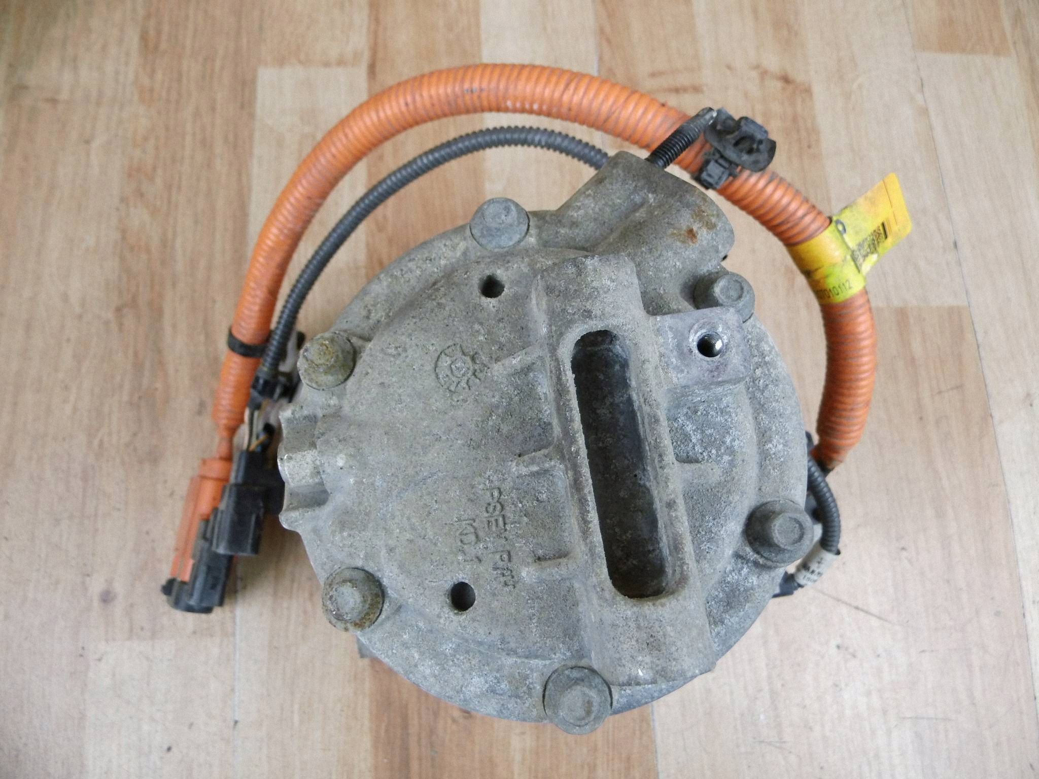 Kia Soul EV compressor; air conditioning compressor klimy F502-FJDAA-02