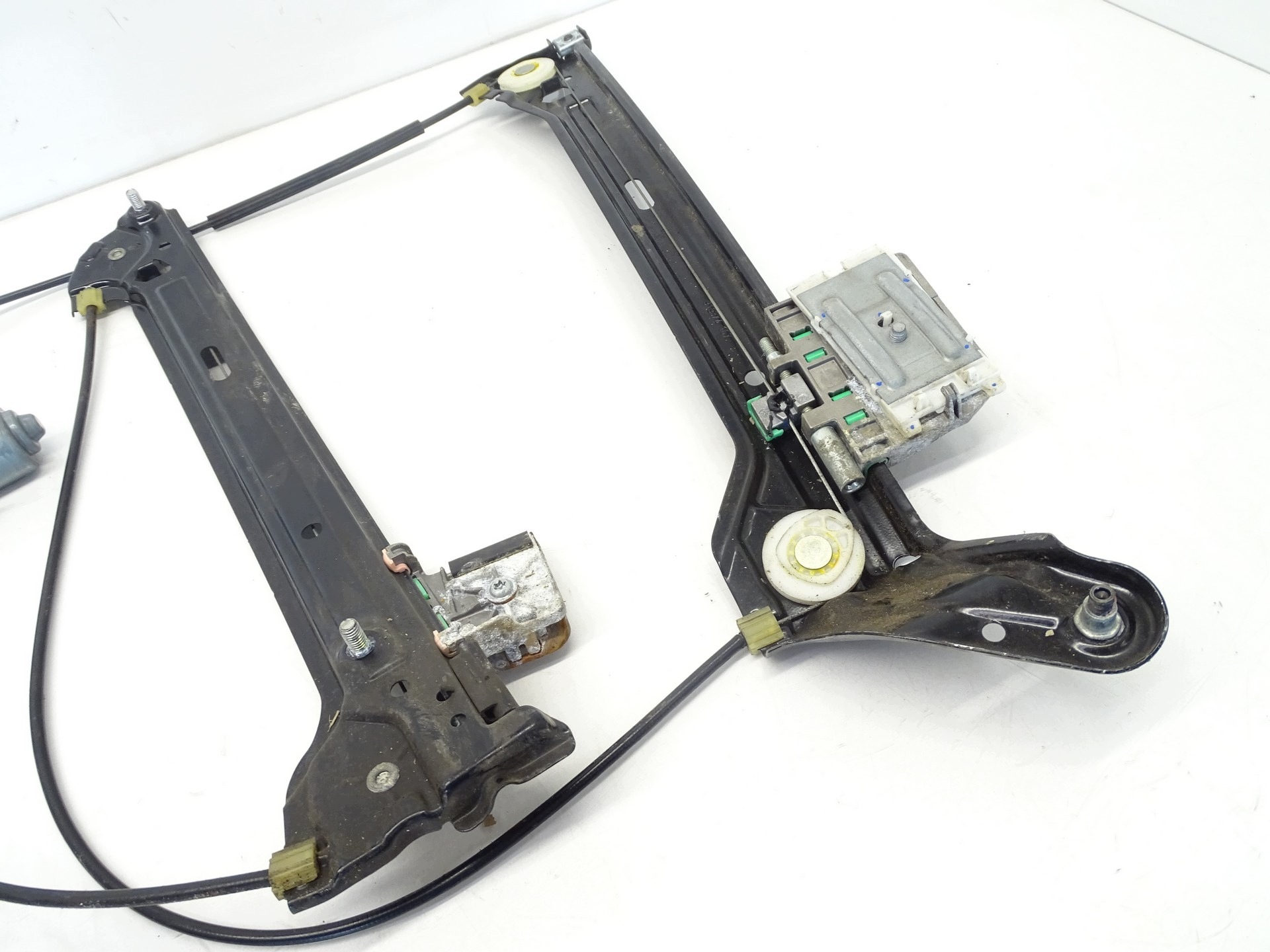 window regulator mechanism left front AUDI A5 8T LIFT COUPE 8T0837461C