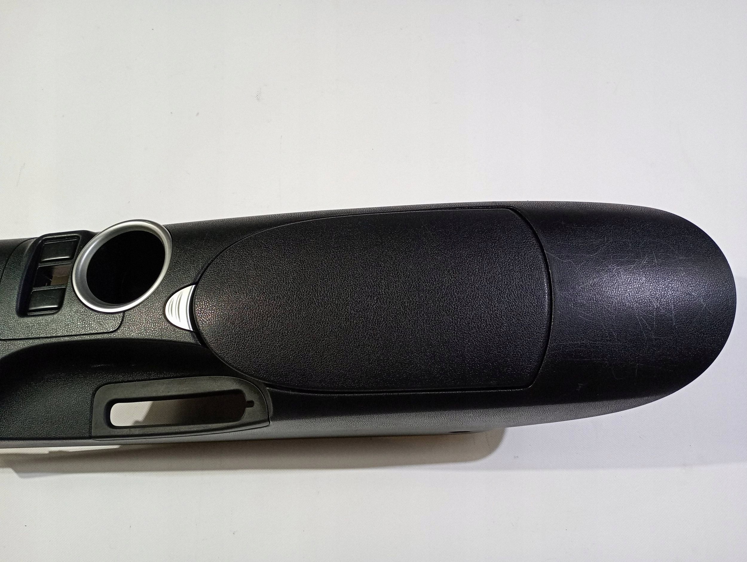 console tunel central armrest cupholder Nissan 370Z Cabrio 2009