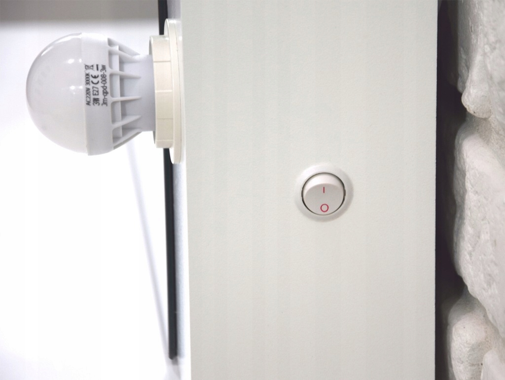 TOALETKA KOSMETYCZNA OŚWIETLENIE LED PREZENT WIZAŻ Wykończenie matowe