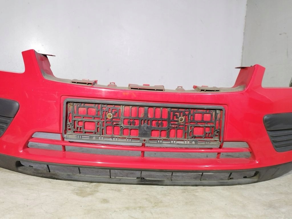Ford Focus MK2 nárazník předek přední C0