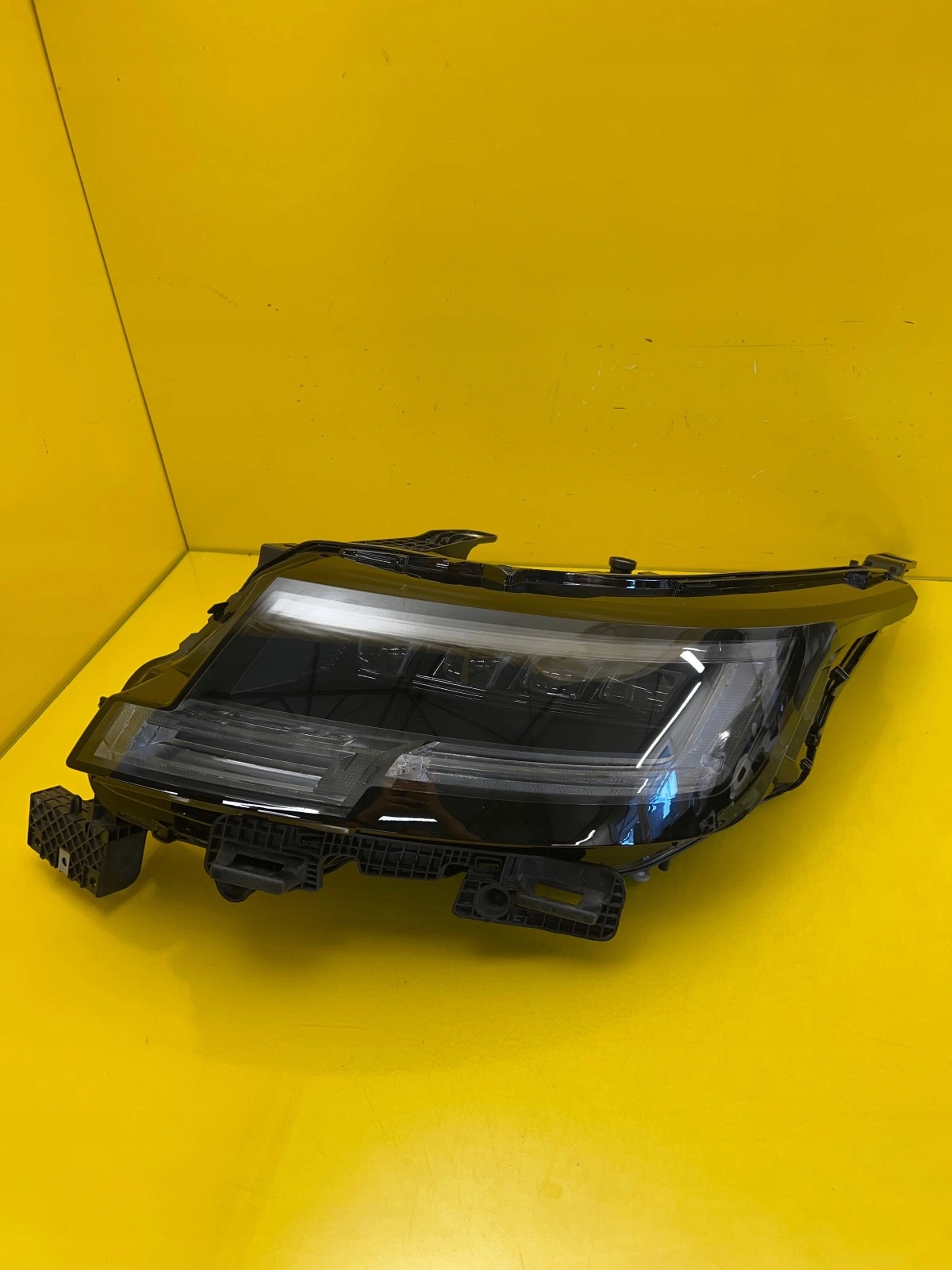 light left Range Rover Vogue L460 Full Led M8E2-13W030-DC
