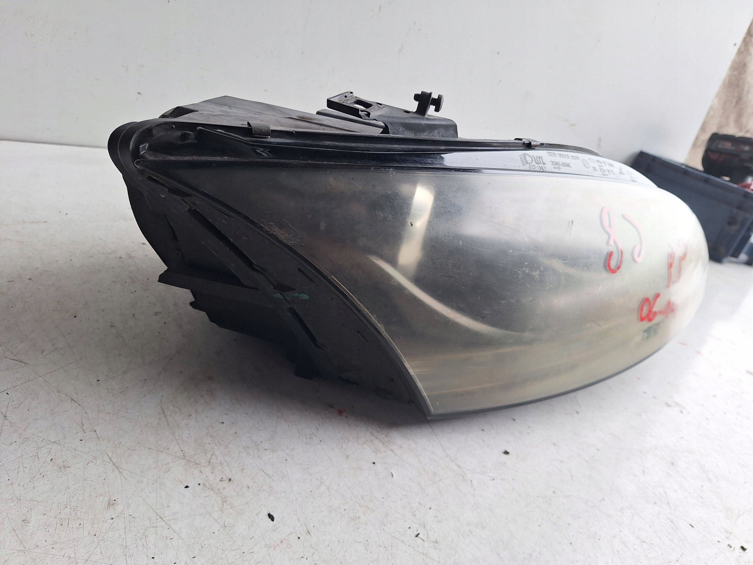 AUDI TT 8J 06-14 light right lens UK-ANGLIK 8J0941004N