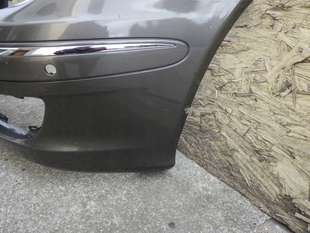 MERCEDES E KLASA 211 LIFT 2006- FRONTSTOSSSTANGE